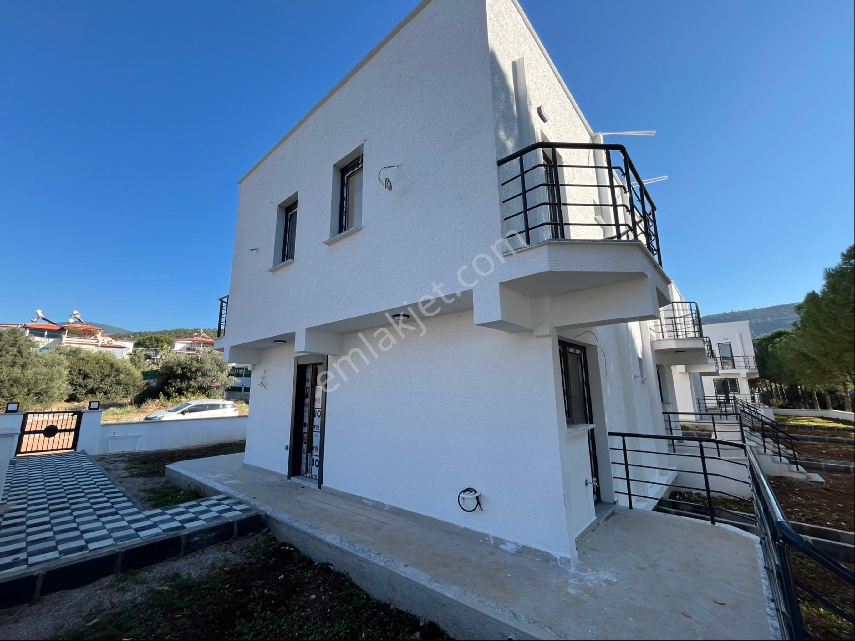 Zirve Gayrimenkul'den Daire Fiyatına Bahçeli Sıfır Bitişik Nizam Villa - Görsel 7