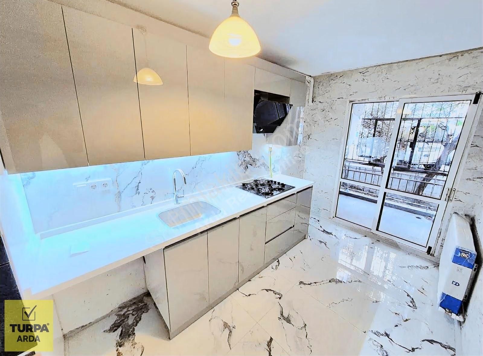 Zübeyde Hanım Komple Yapılı Ultura Lüks Daire 3+1 139 M2 - Görsel 17