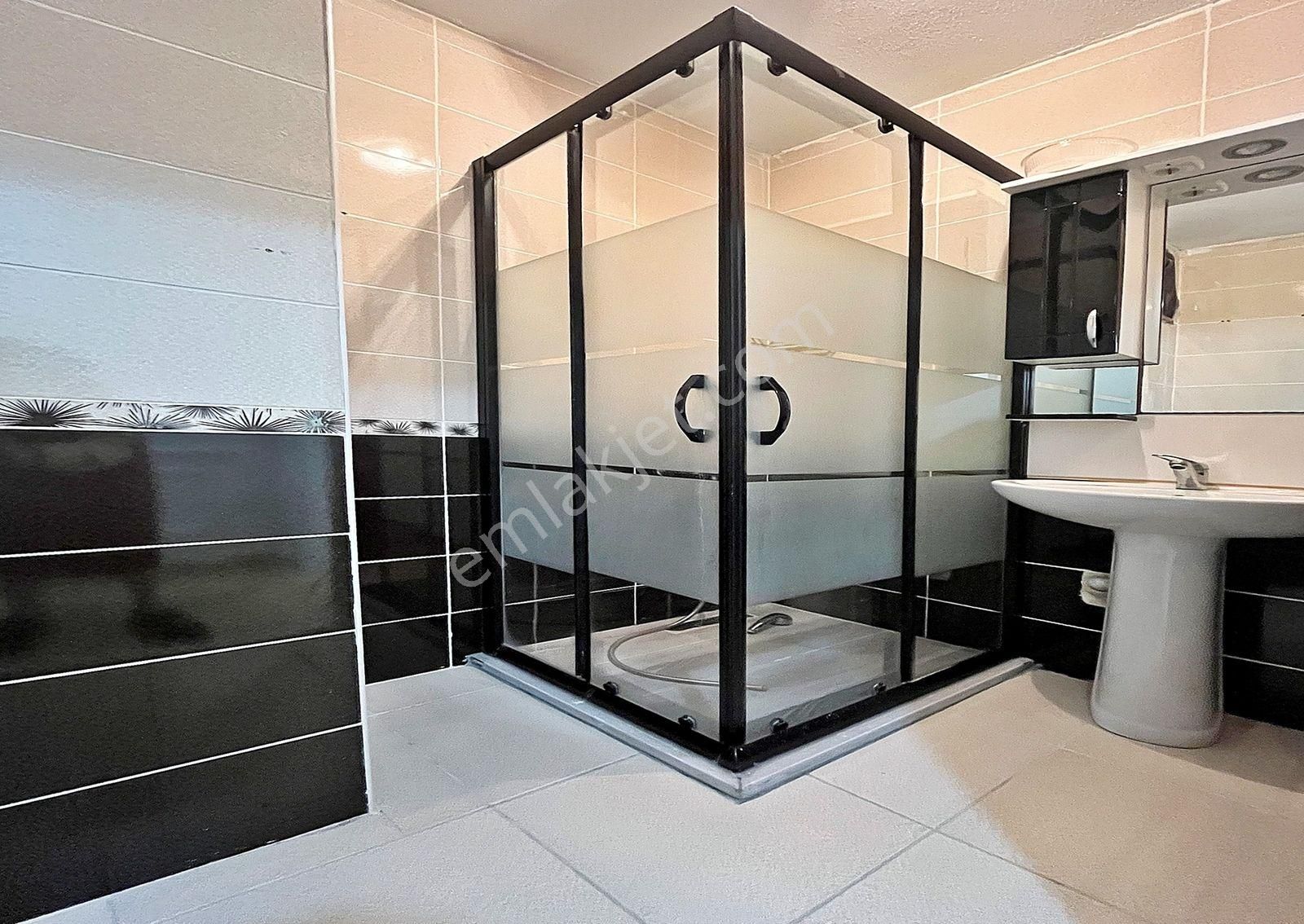 Metrobüse 5 Dk Dekorlu Kelepir Genişm2 Arakat Satılık 2+1 Daire - Görsel 30