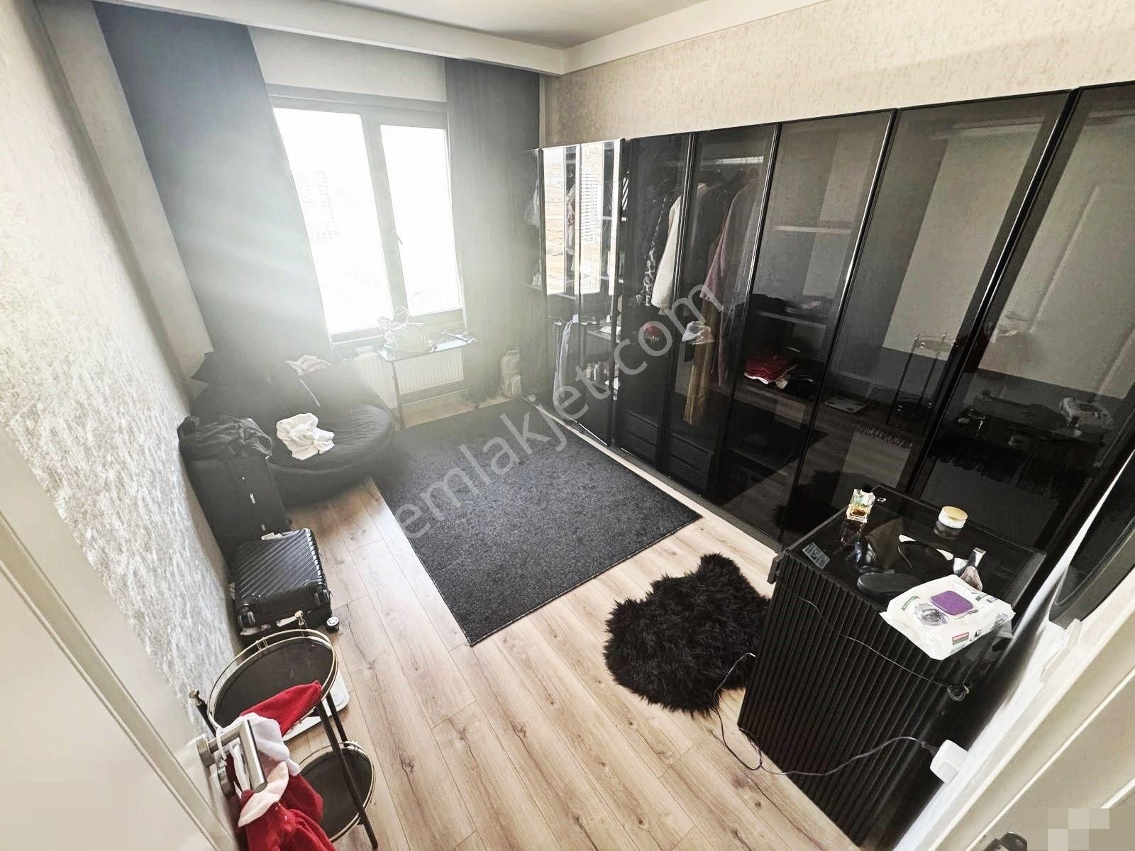 Ovacık'ta Panoramik Açık Cepheli 4+1 Lüks Daire - Görsel 15