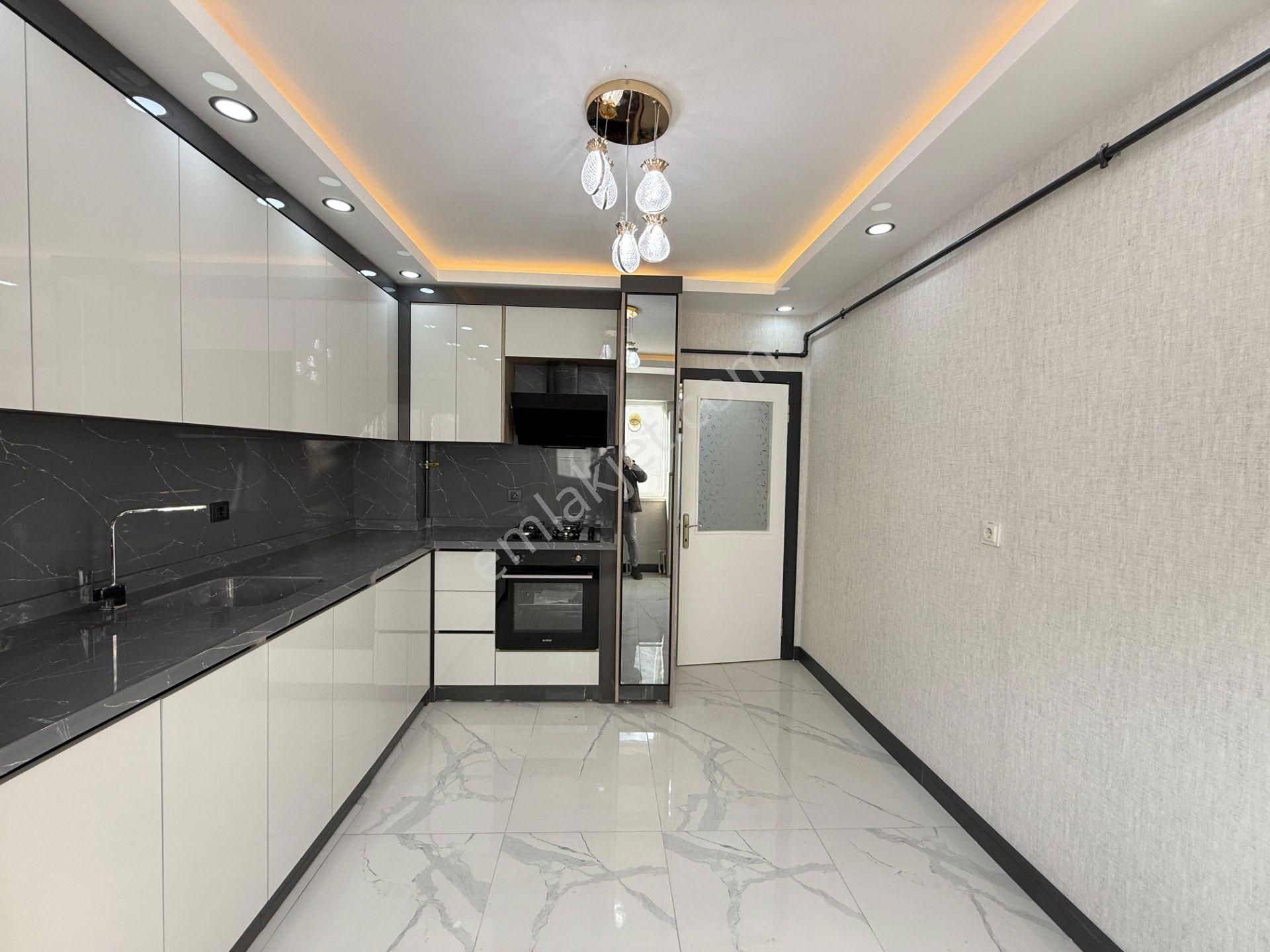 Öz'maşallah.dan Keçiören Karakaya Da Asansörlü Katta 3+1 - Görsel 4