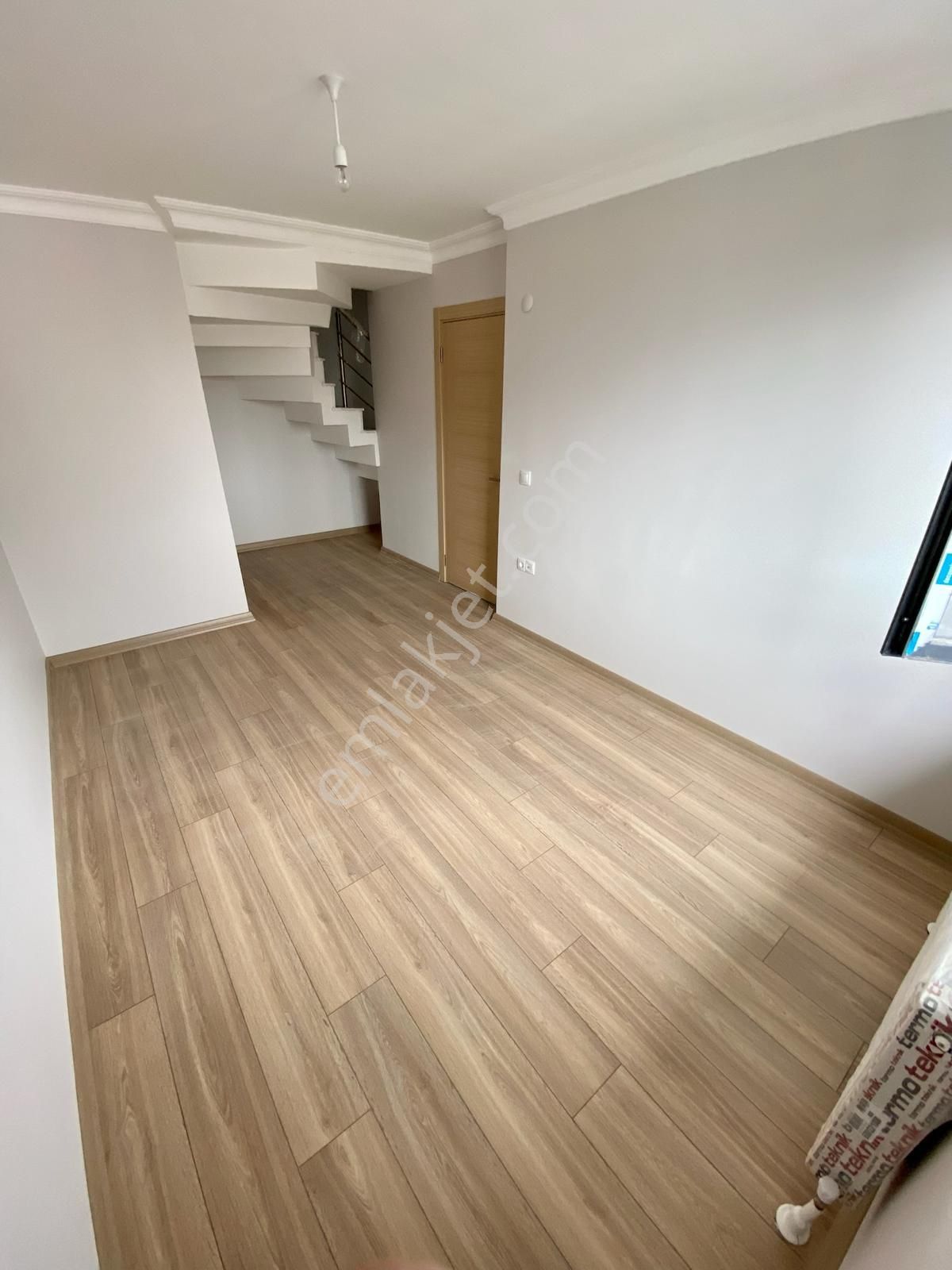 Emlak Dünyasından Küçükyalıda 2 Yıllık Prestijli Binada Geniş Keyifli Teraslı Lüx 3+1 Dublex - Görsel 5