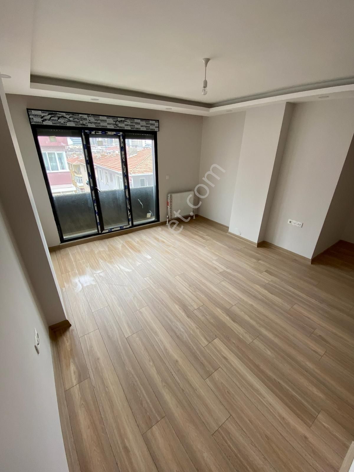 Emlak Dünyasından Küçükyalıda 2 Yıllık Prestijli Binada Geniş Keyifli Teraslı Lüx 3+1 Dublex - Görsel 4