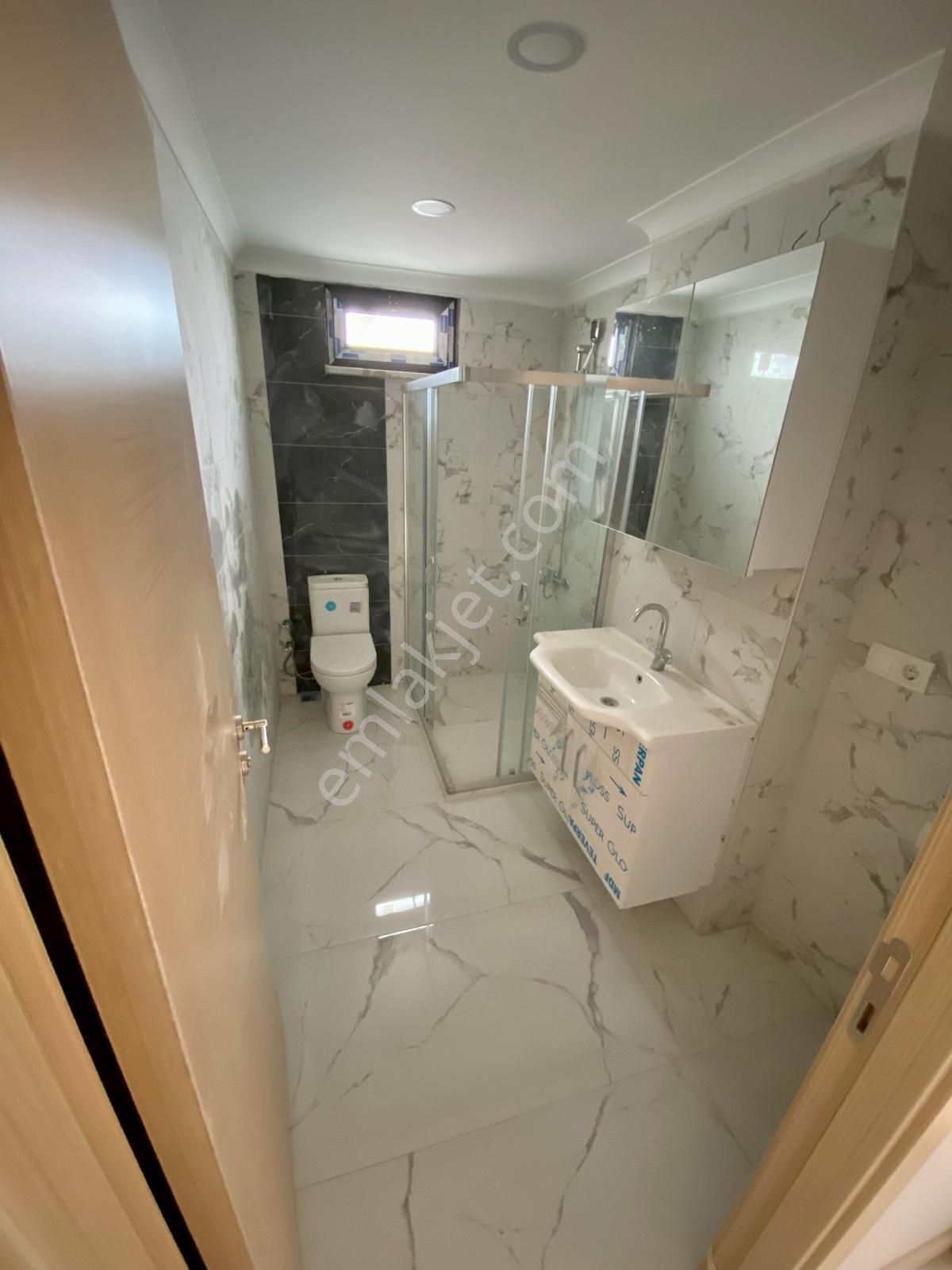 Emlak Dünyasından Küçükyalıda 2 Yıllık Prestijli Binada Geniş Keyifli Teraslı Lüx 3+1 Dublex - Görsel 13