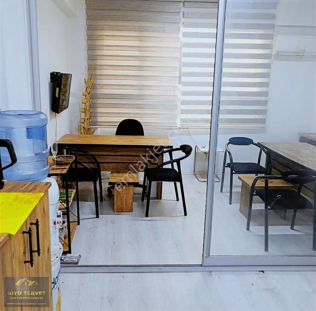 Kemeraltı Milli Eğitim Müdürlüğü Sokağında Eşyalı Ofis - Görsel 9