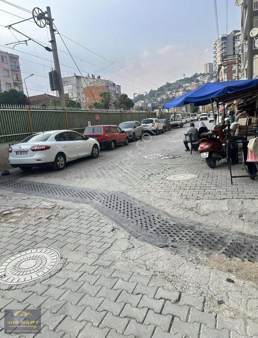 Bayraklı Sevgi Yolu İzban Yakını Merkezi Konum 2+1 Daire