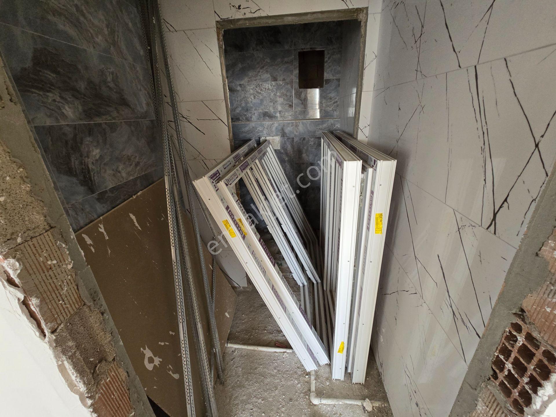 Hastane Cad. 2+1 Cadde Cepheli Arakat Satılık Sıfır Daire - Görsel 9
