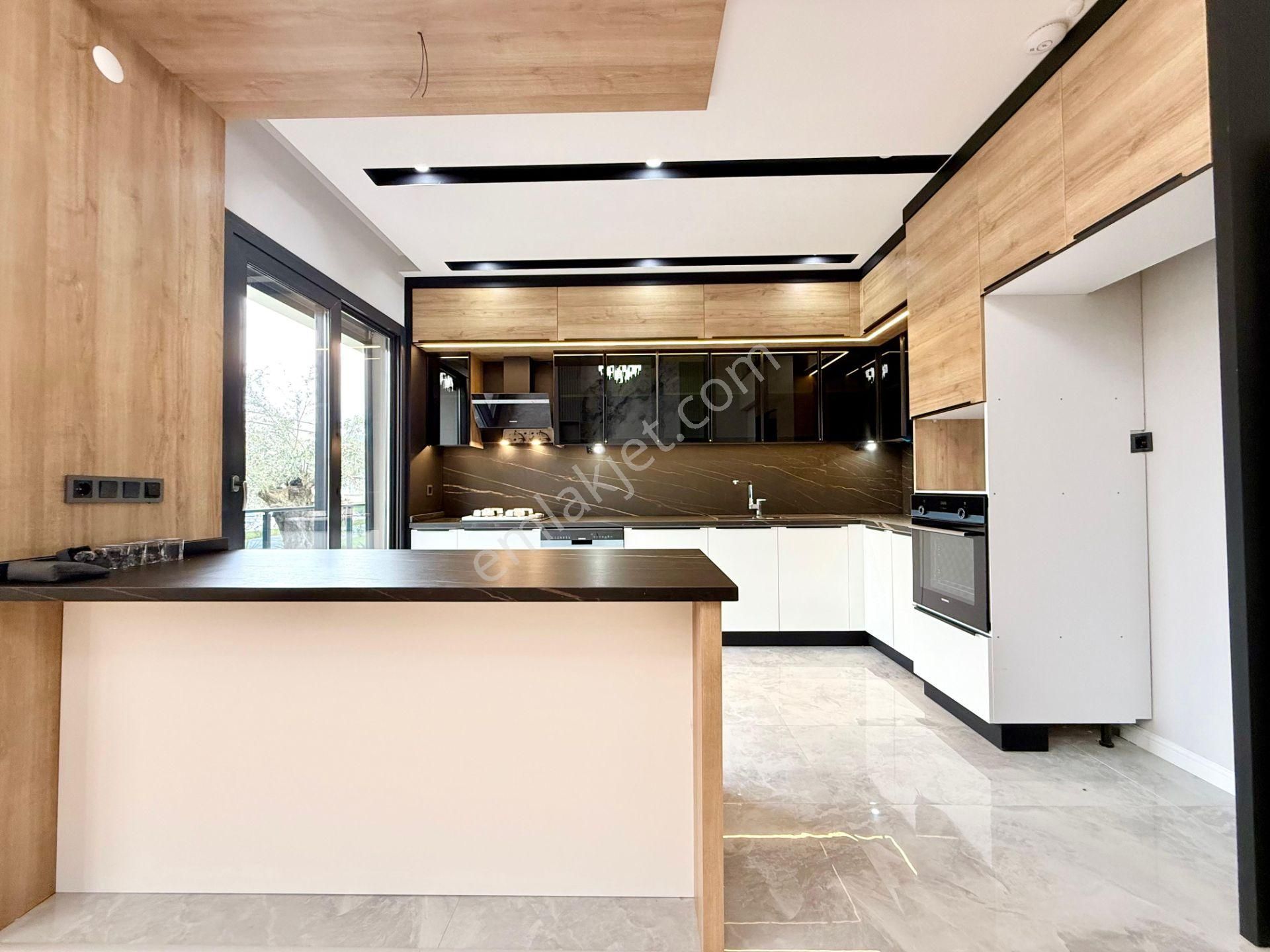 ▶ ▶ Akçay Körfez'den Denize 100 Metre Loft Mimarili Sıfır Satılık 4+1 Müstakil Villa - Görsel 6
