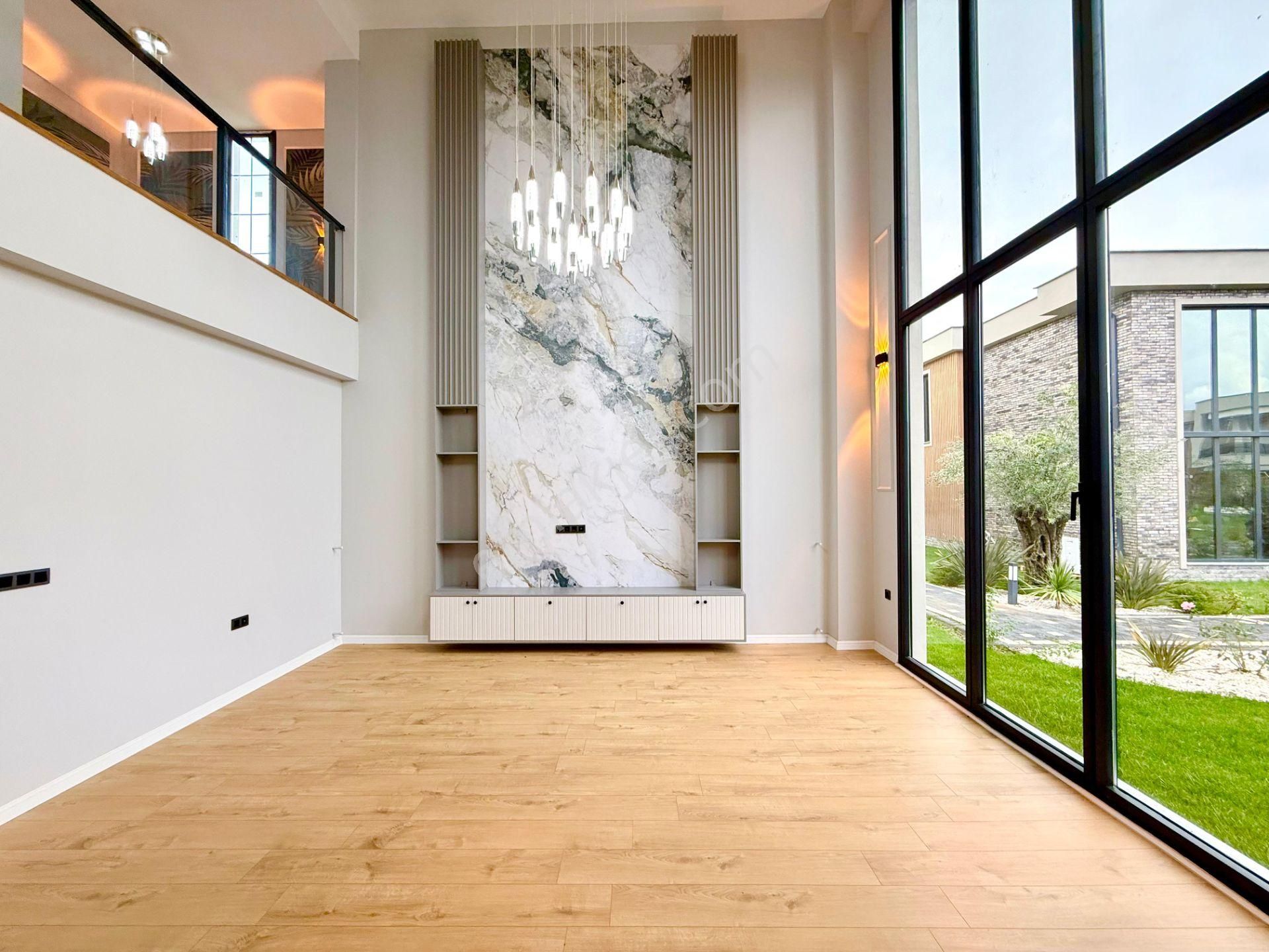 ▶ ▶ Akçay Körfez'den Denize 100 Metre Loft Mimarili Sıfır Satılık 4+1 Müstakil Villa - Görsel 11