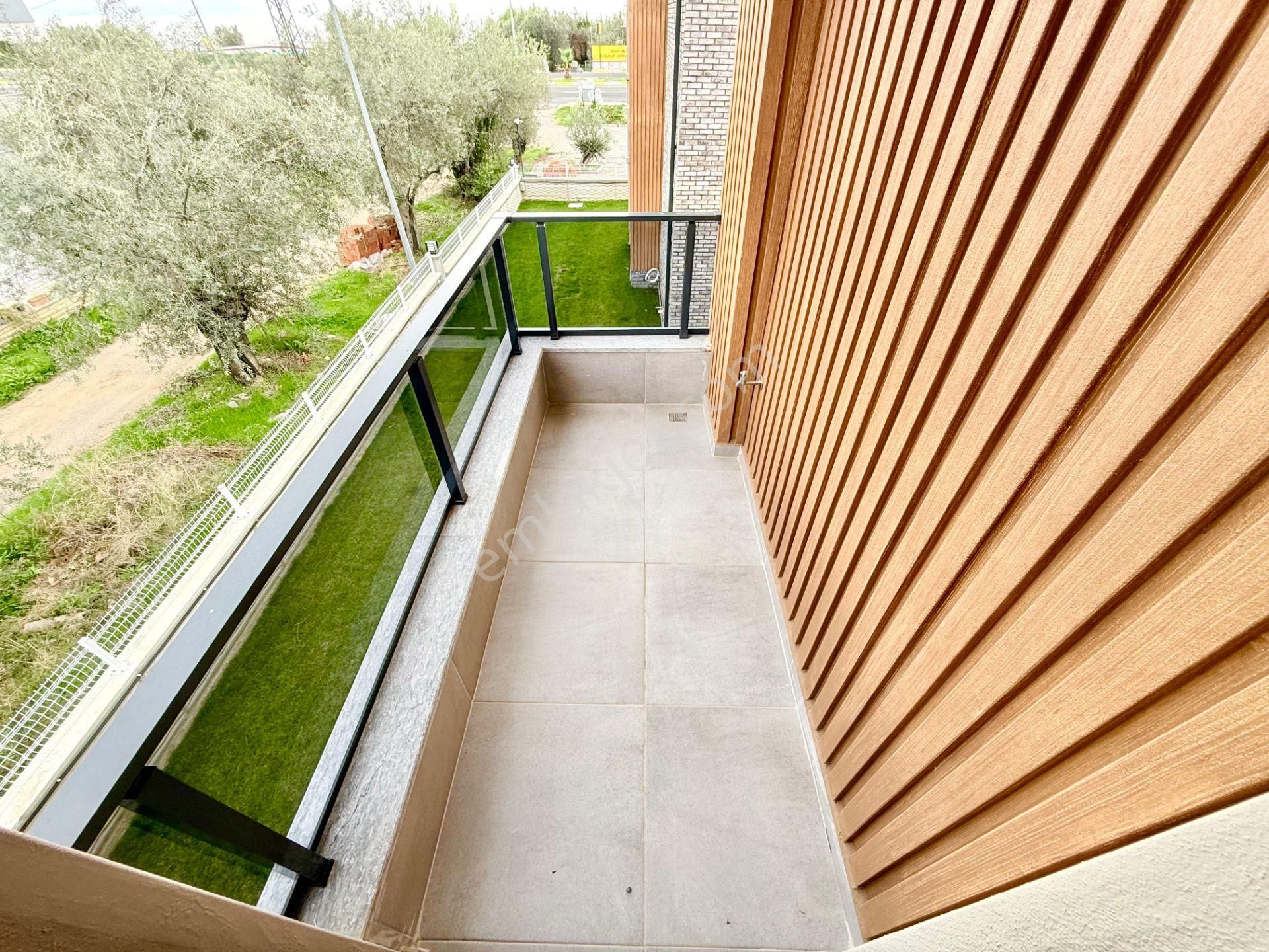 ▶ ▶ Akçay Körfez'den Denize 100 Metre Loft Mimarili Sıfır Satılık 4+1 Müstakil Villa - Görsel 22