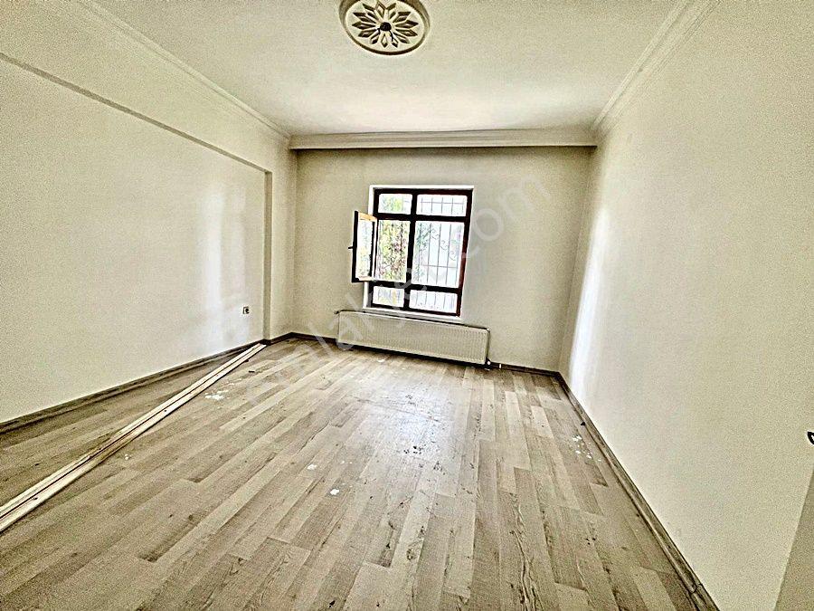 Kuşcağız Mahallesi'nde Cadde Üzerinde 3+1 Daire! - Görsel 9
