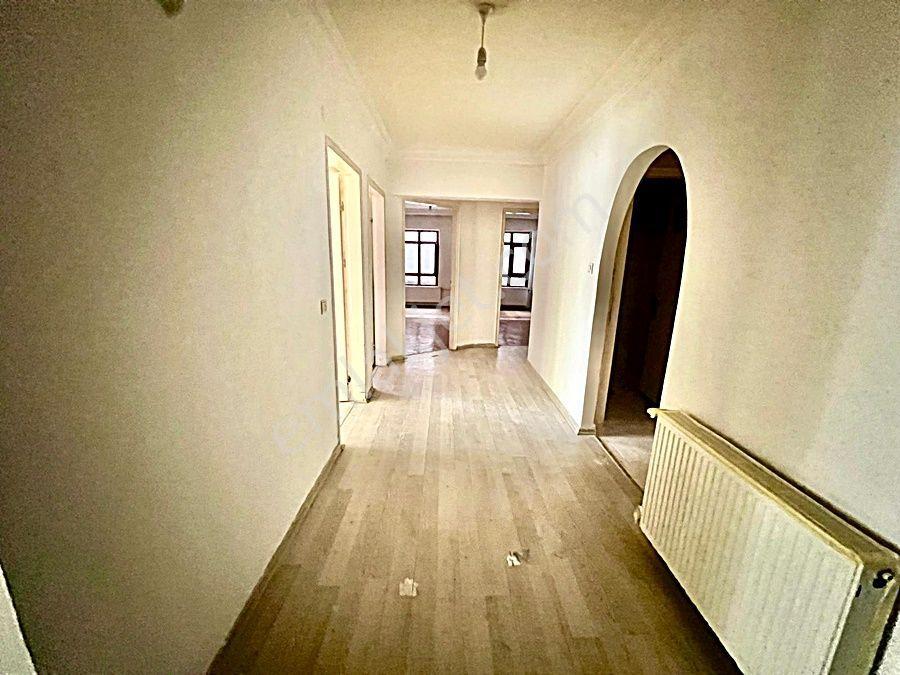 Kuşcağız Mahallesi'nde Cadde Üzerinde 3+1 Daire! - Görsel 16