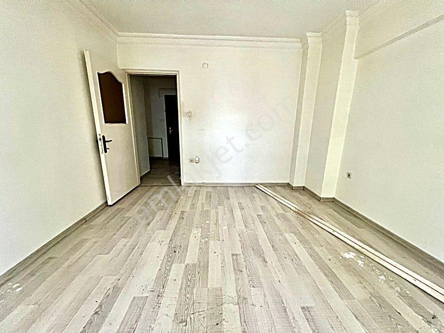 Kuşcağız Mahallesi'nde Cadde Üzerinde 3+1 Daire! - Görsel 8