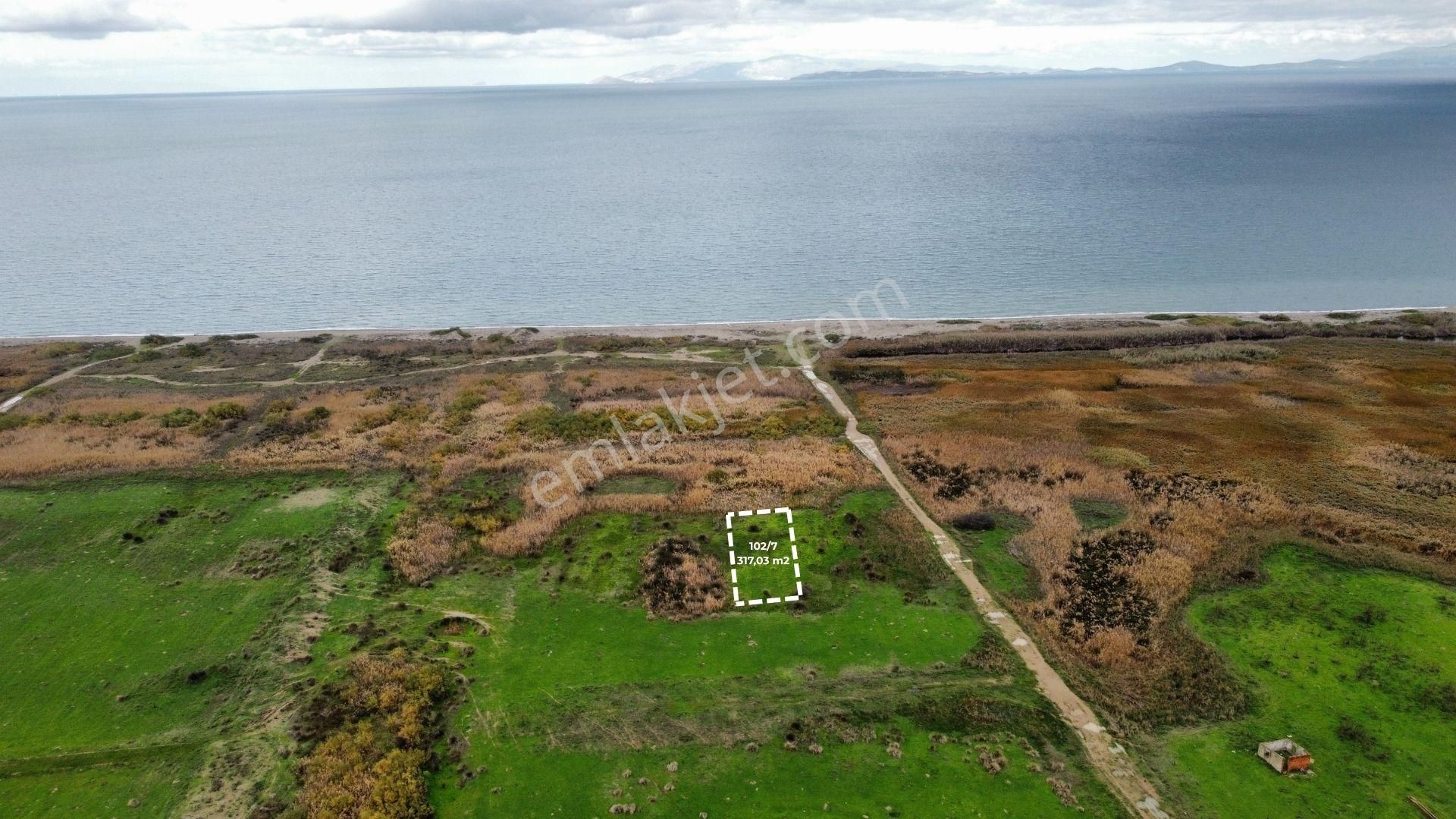 Remax Canbek Tarba Çeşmealtı 317 M2 - Görsel 3