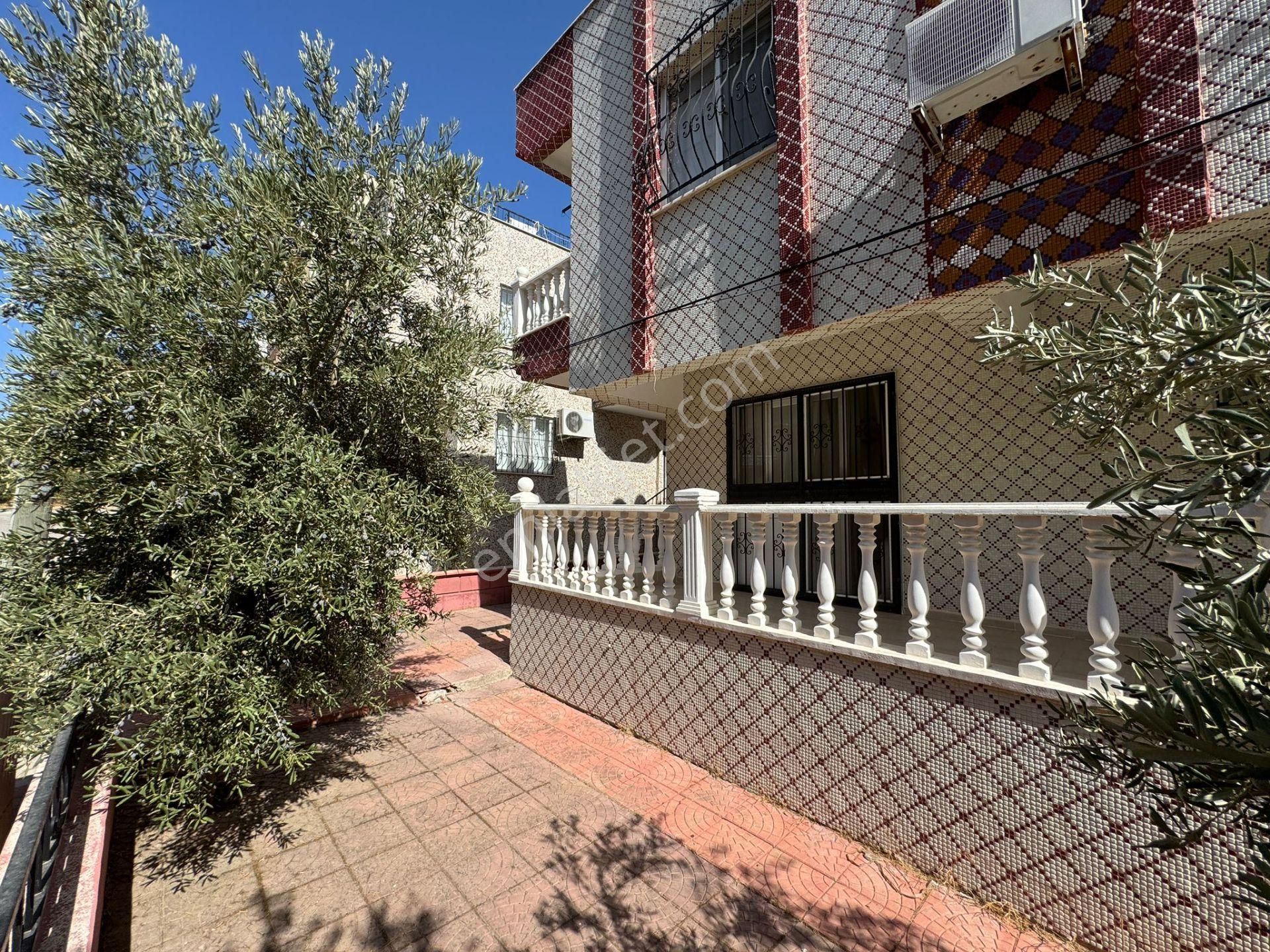 Didim Altınkum’da Denize Yürüme Mesafesinde 3+1 Eşyalı, Teraslı,ayrı Mutfaklı, Bahçeli Villa