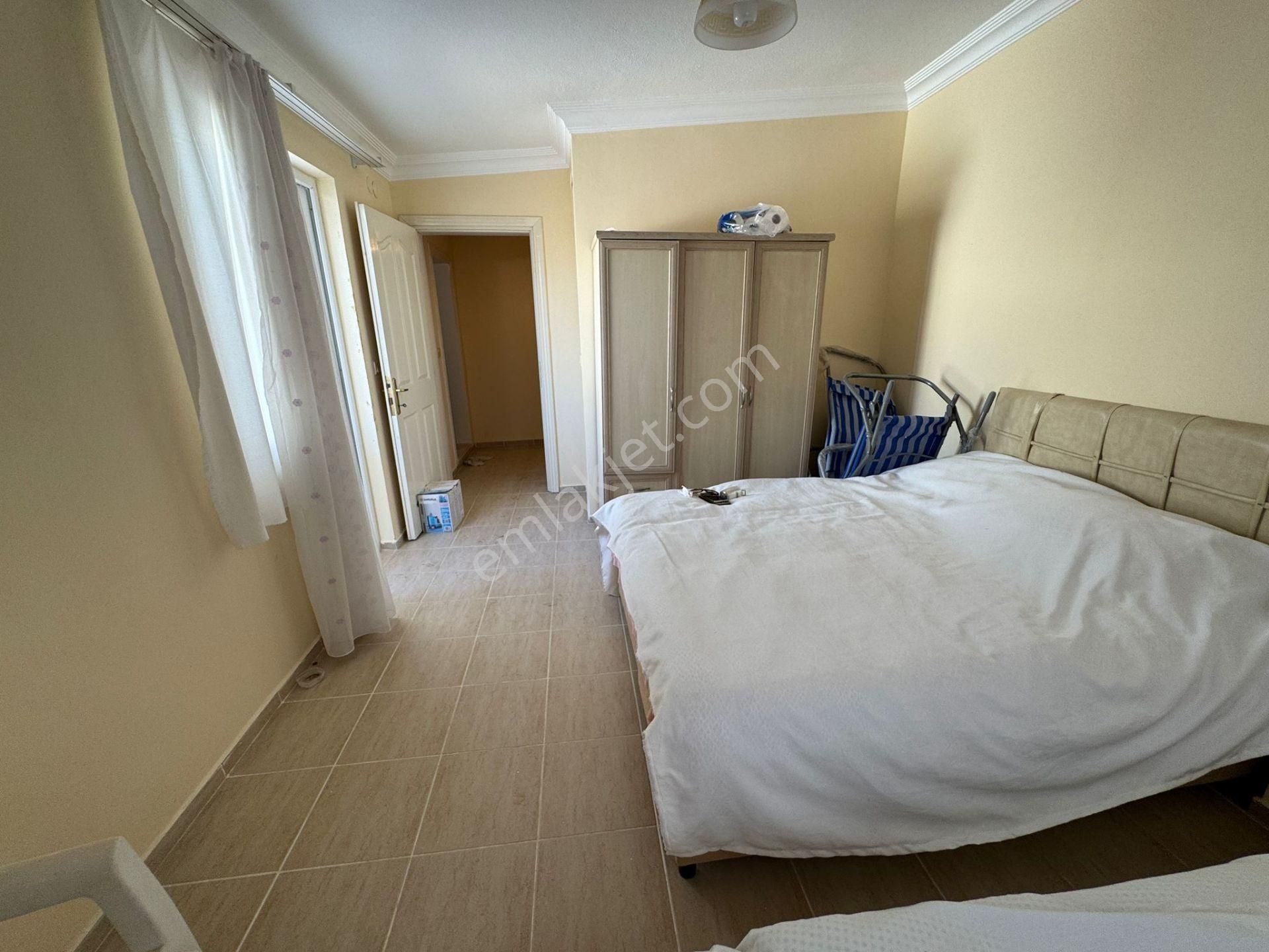 Didim Altınkum’da Denize Yürüme Mesafesinde 3+1 Eşyalı, Teraslı,ayrı Mutfaklı, Bahçeli Villa - Görsel 18