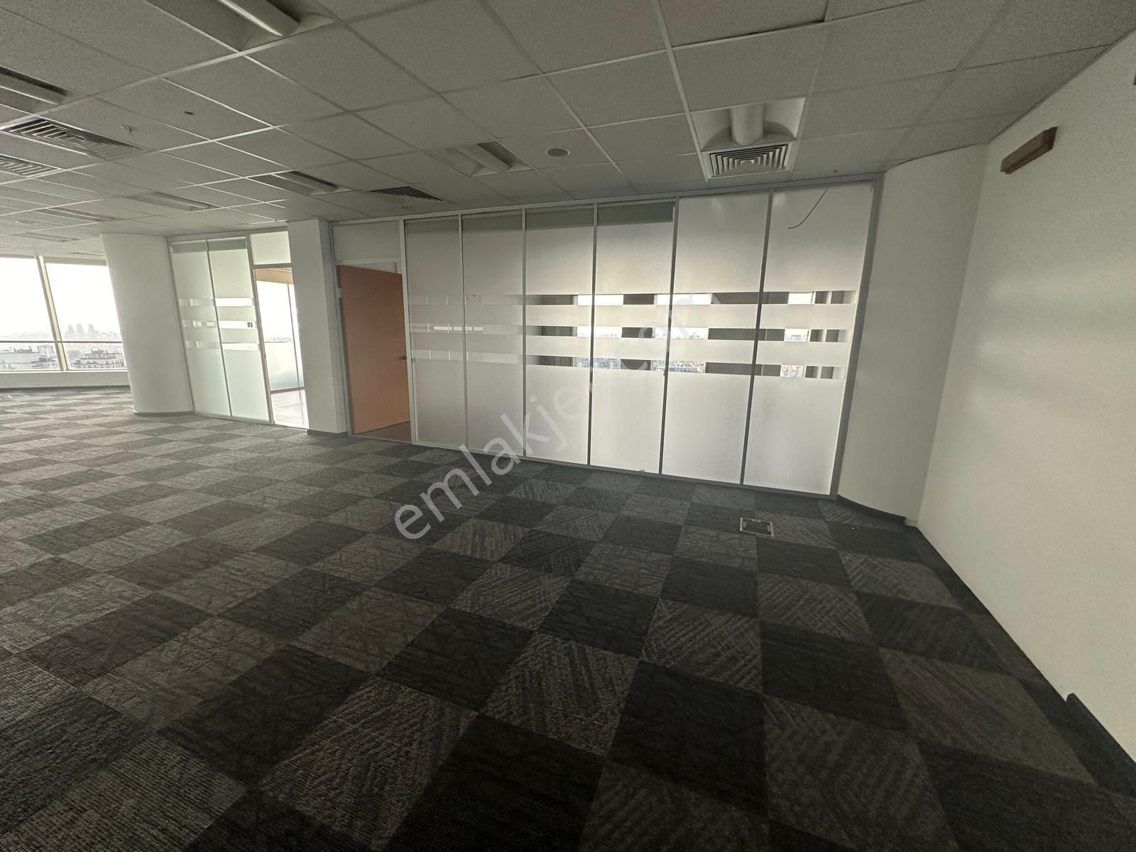 Koza Plaza'da Şehir Manzaralı Masrafsız Lüks Yapılı Plaza Katı - Görsel 4