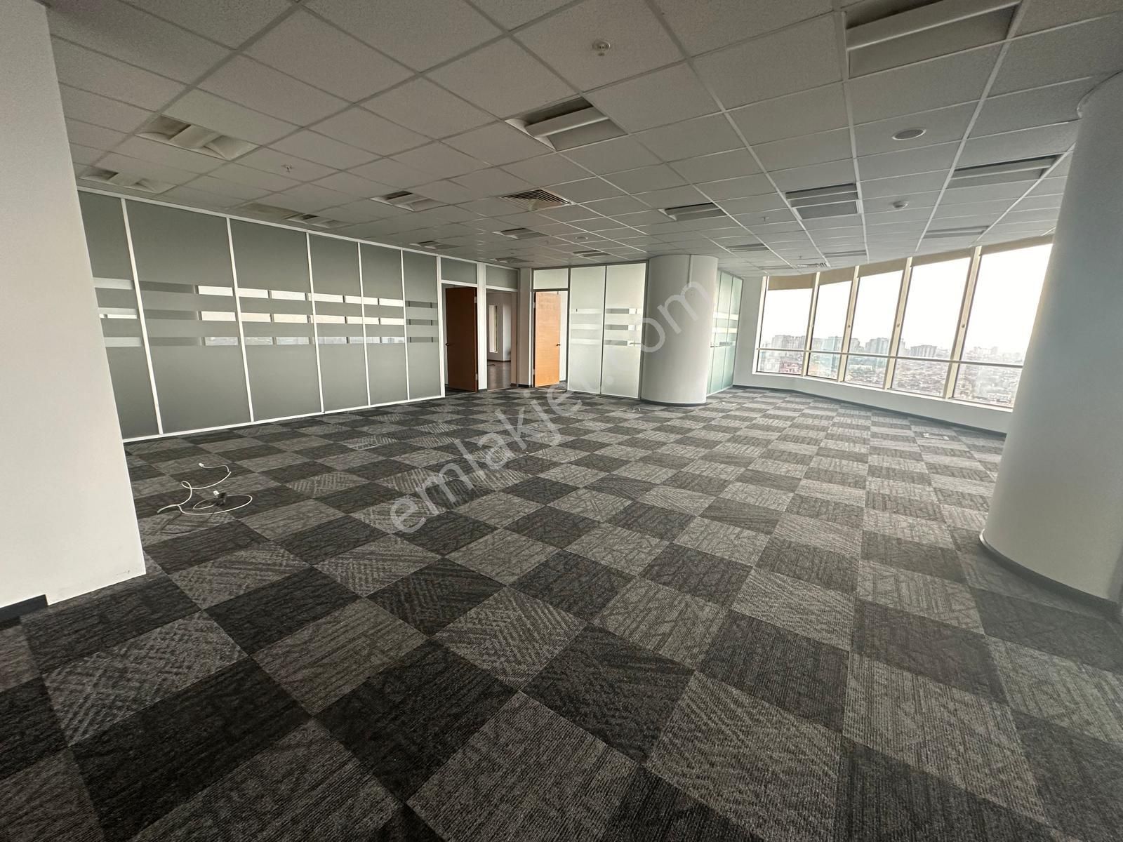 Koza Plaza'da Şehir Manzaralı Masrafsız Lüks Yapılı Plaza Katı - Görsel 11