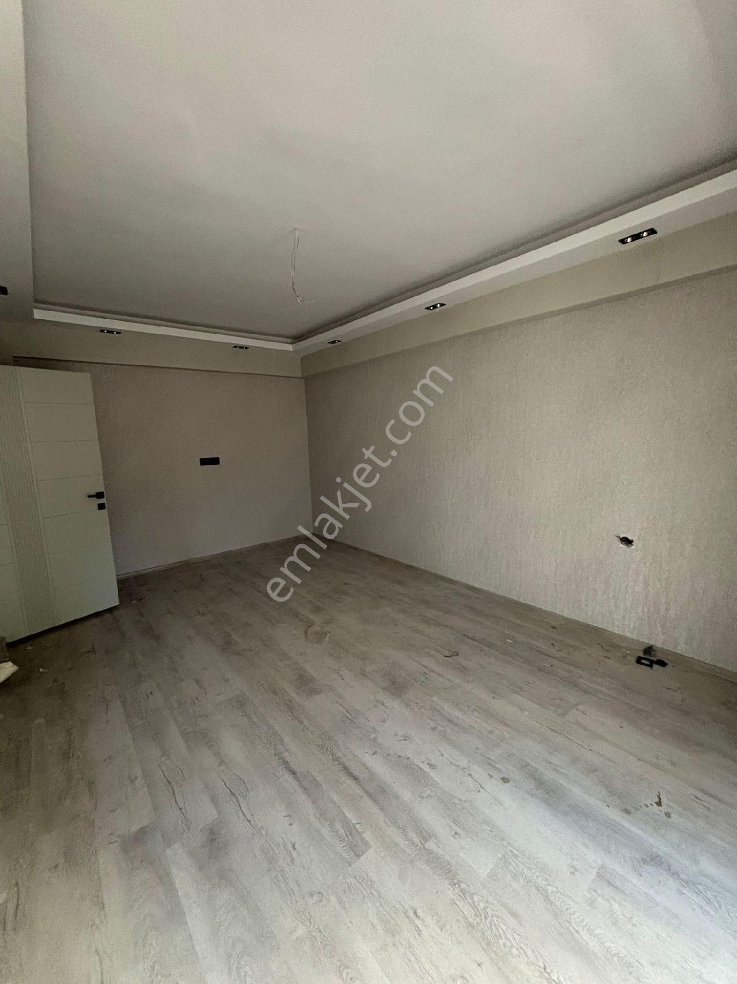 75nci Yıl Mahallesinde Satılık 2+1 Daire - Görsel 15