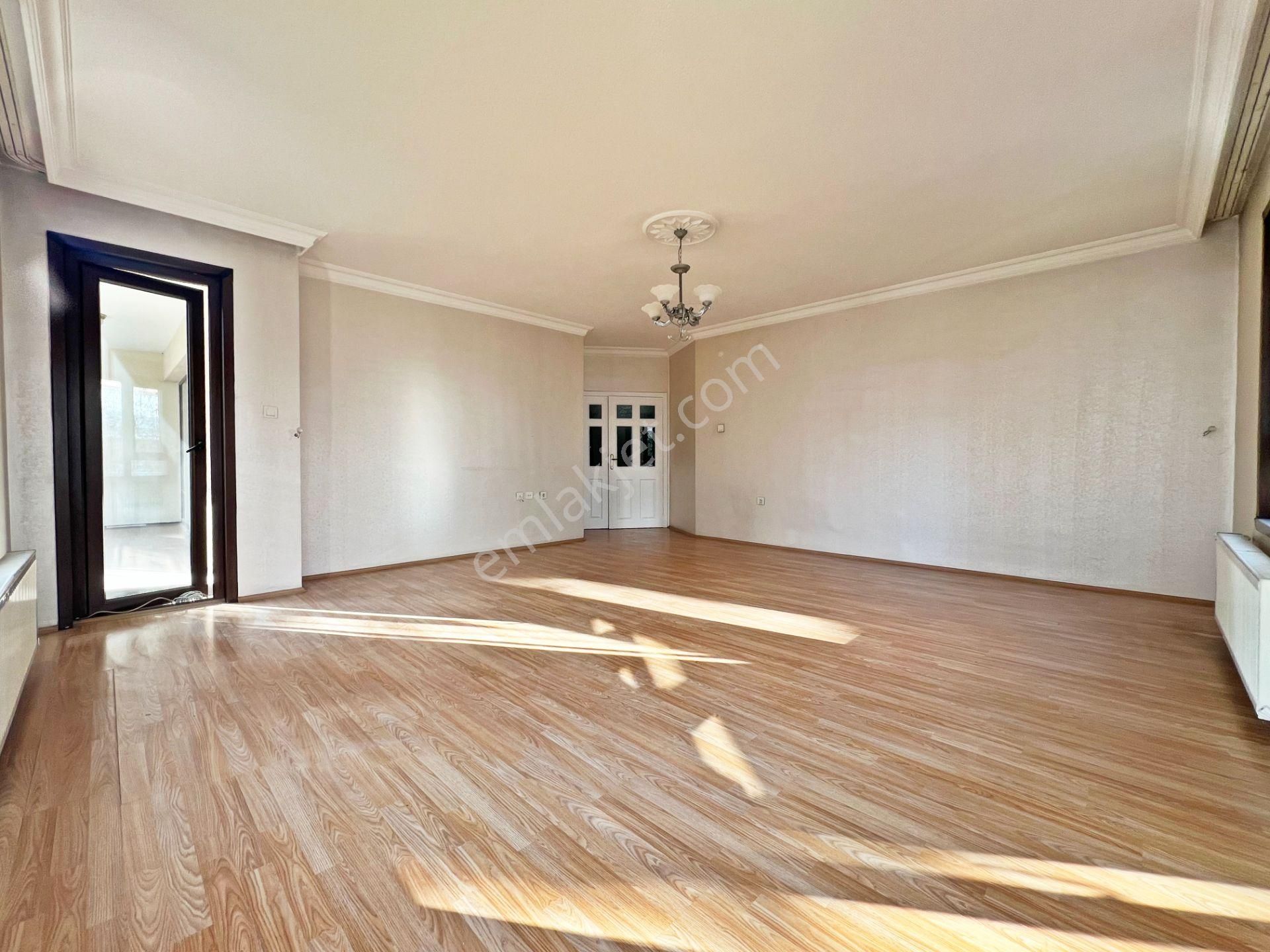 Etlik Şehir Hastanesi Karşısı Yıldız Sitesinde Ebeveyn Banyolu 3+1 Asansörlü 165 M²!! - Görsel 6