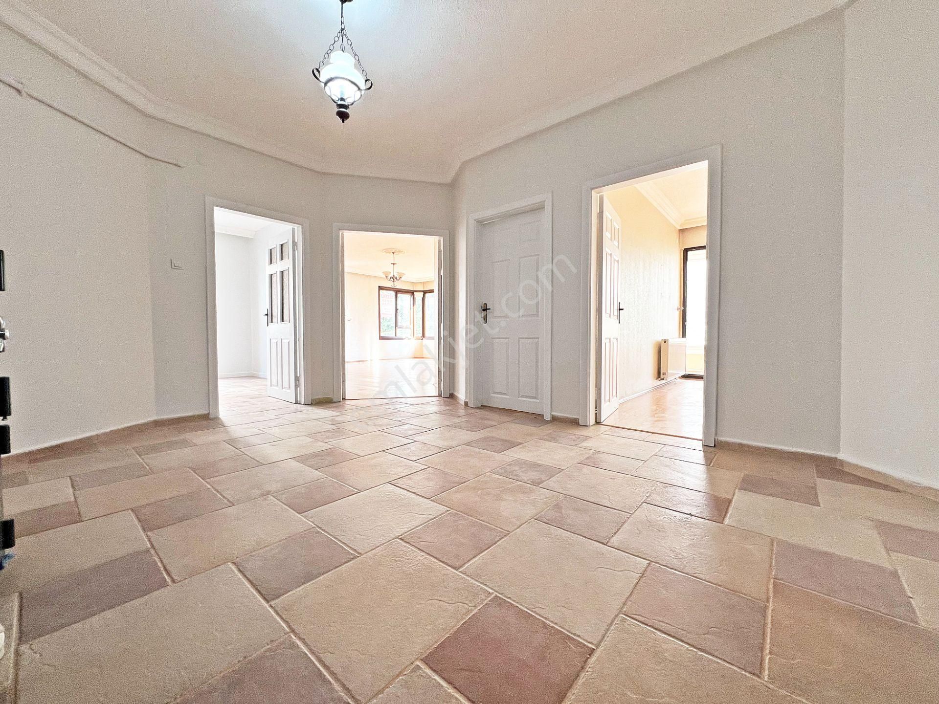 Etlik Şehir Hastanesi Karşısı Yıldız Sitesinde Ebeveyn Banyolu 3+1 Asansörlü 165 M²!! - Görsel 27