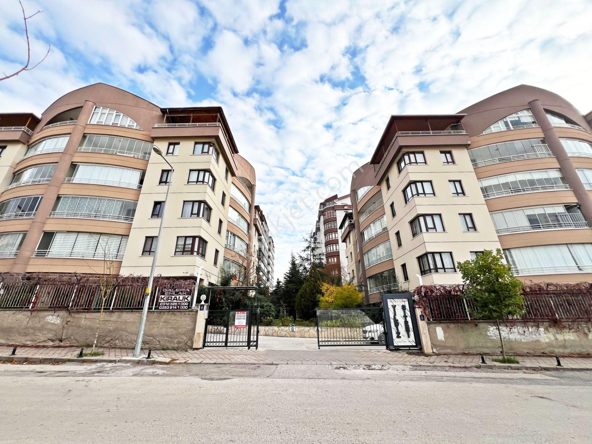 Etlik Şehir Hastanesi Karşısı Yıldız Sitesinde Ebeveyn Banyolu 3+1 Asansörlü 165 M²!!