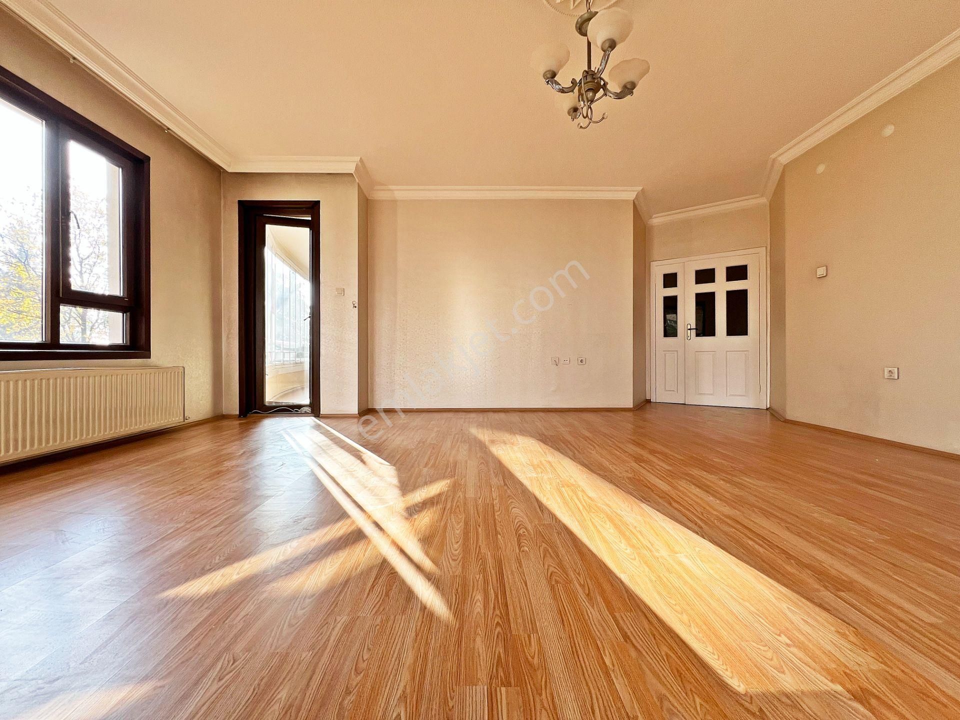 Etlik Şehir Hastanesi Karşısı Yıldız Sitesinde Ebeveyn Banyolu 3+1 Asansörlü 165 M²!! - Görsel 5