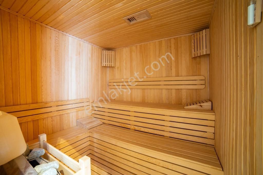 Lara Güzelobada Sahile Yakın Full Donanımlı 5+1 Lüks Villa - Görsel 15