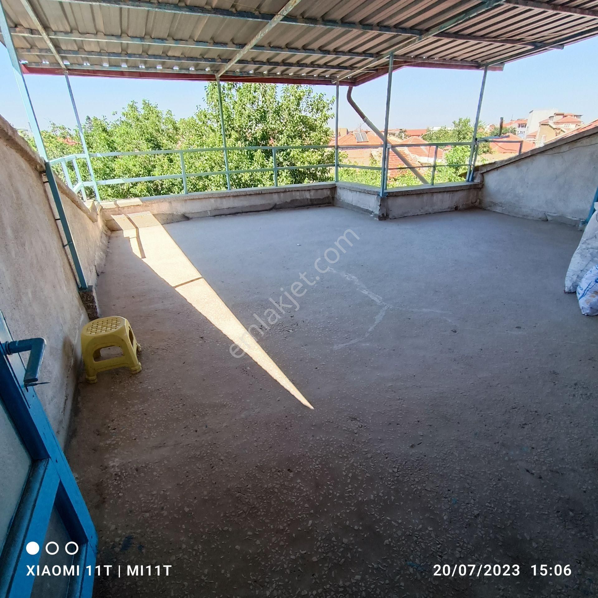 Elit Emlak'tan Satılık Müstakil Ev 2 Katlı 5+1 Bodrum Teras Bahçe Var - Görsel 29