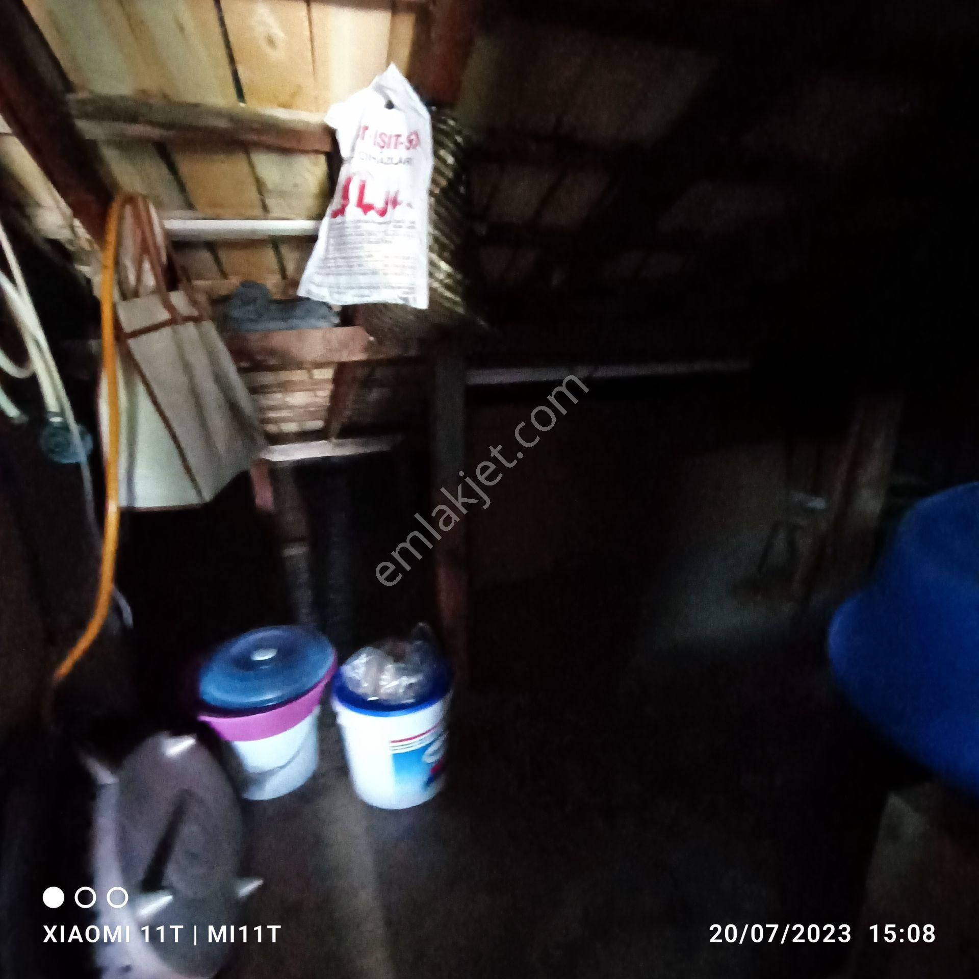 Elit Emlak'tan Satılık Müstakil Ev 2 Katlı 5+1 Bodrum Teras Bahçe Var - Görsel 35