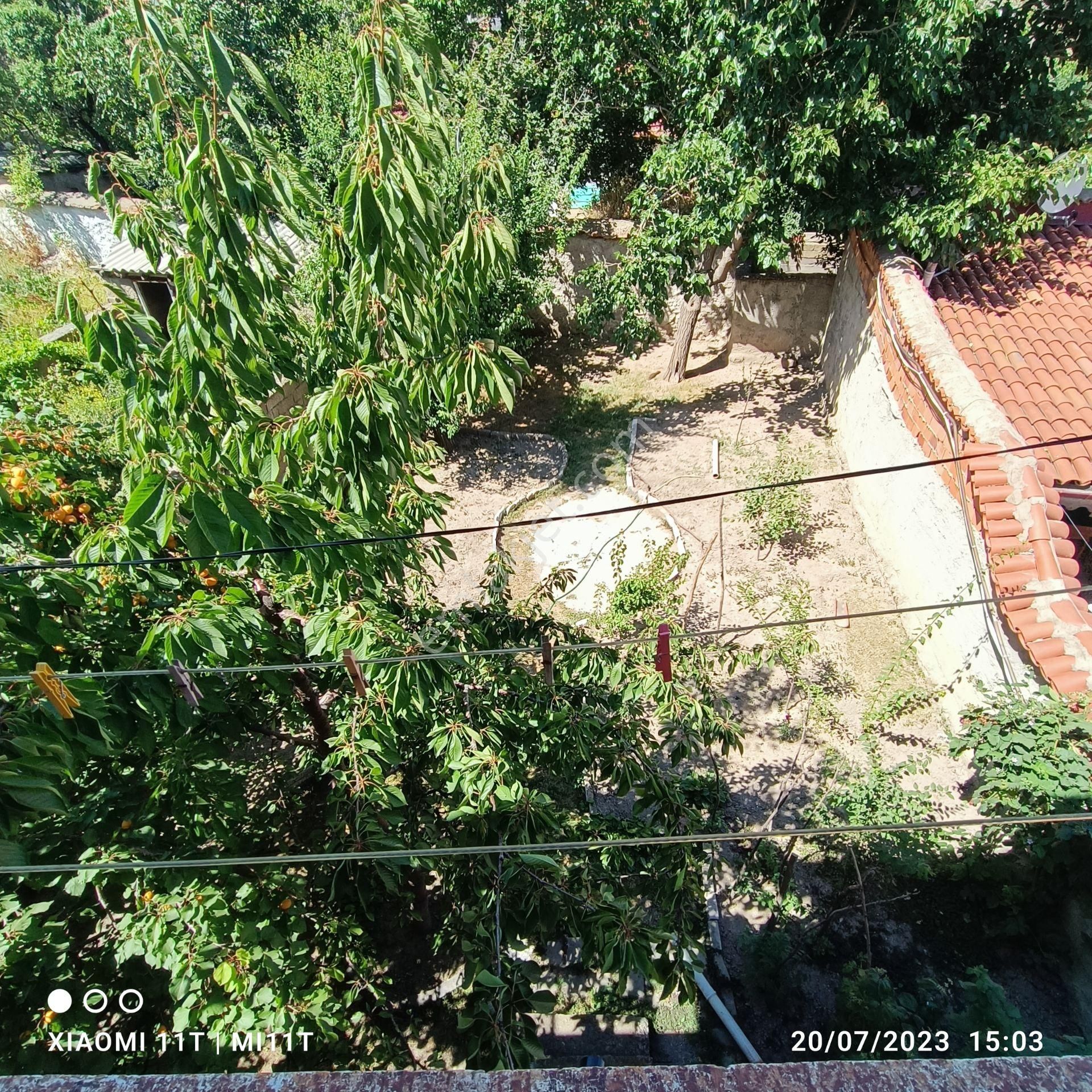 Elit Emlak'tan Satılık Müstakil Ev 2 Katlı 5+1 Bodrum Teras Bahçe Var - Görsel 23