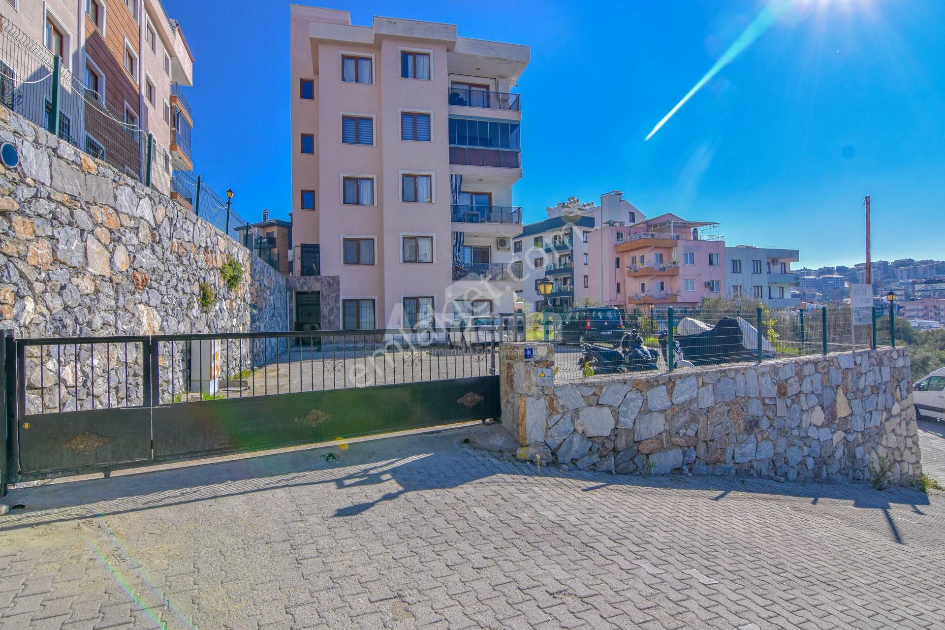 Kuşadası Ege Mahallesi'nde Full Şehir Manzaralı 2+1 Daire - Görsel 25