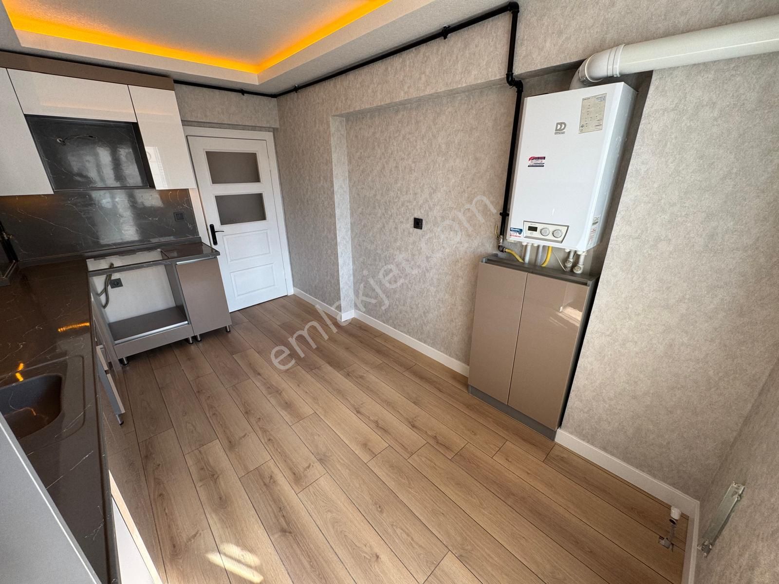 Sancaktepe Mahallesi'nde Full Lüks Yapılı 3+1 Daire! - Görsel 5