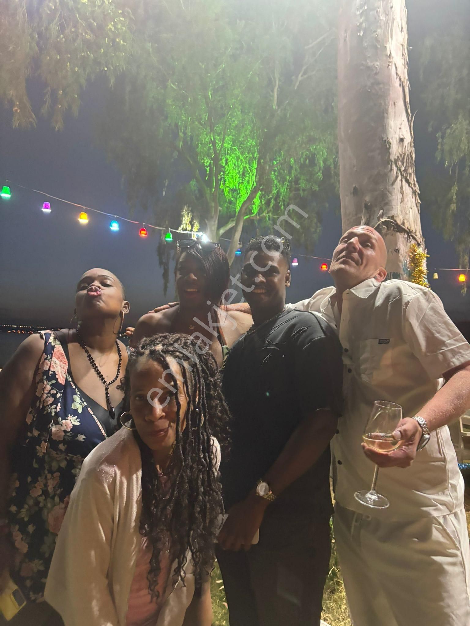 Aydın Akbük'te Satılık Denize Sıfır Yüksek Cirolu Beach & Restorant - Görsel 28