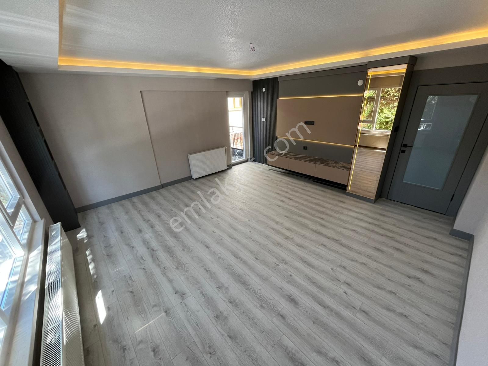 Yunus Emre Mahallesi'nde Full+full Lüks Yapılı 2+1 Daire! - Görsel 12