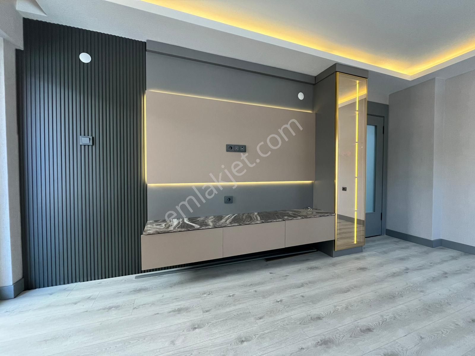 Yunus Emre Mahallesi'nde Full+full Lüks Yapılı 2+1 Daire! - Görsel 11