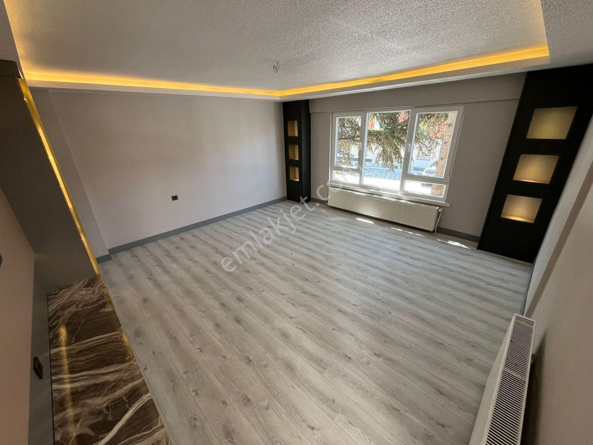 Yunus Emre Mahallesi'nde Full+full Lüks Yapılı 2+1 Daire! - Görsel 14