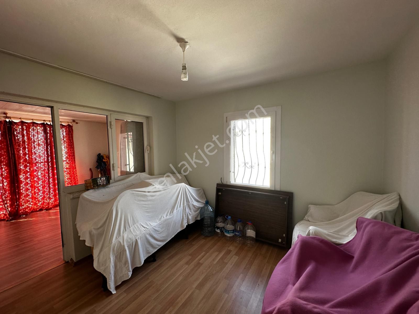 Kuşadası Karaova Denize Sıfır Sitede 3+1 - Görsel 8