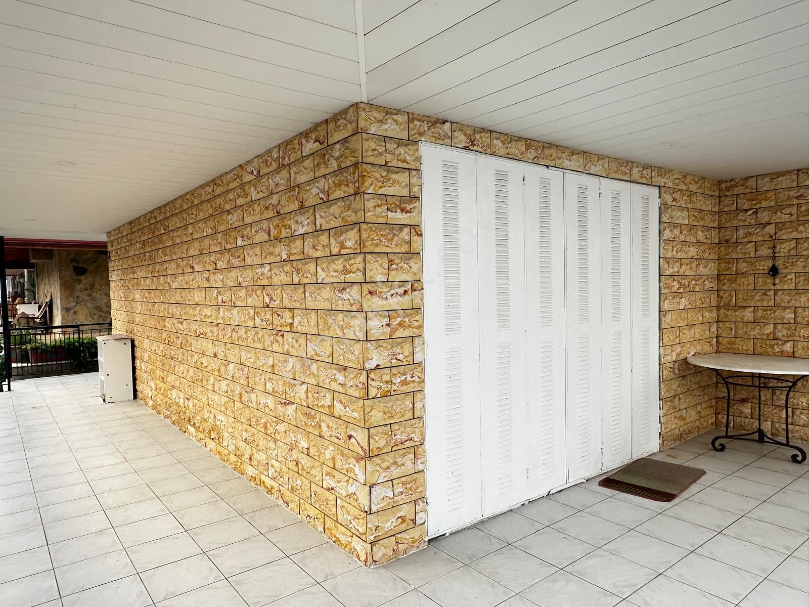 Kuşadası Karaova Denize Sıfır Sitede 3+1 - Görsel 14