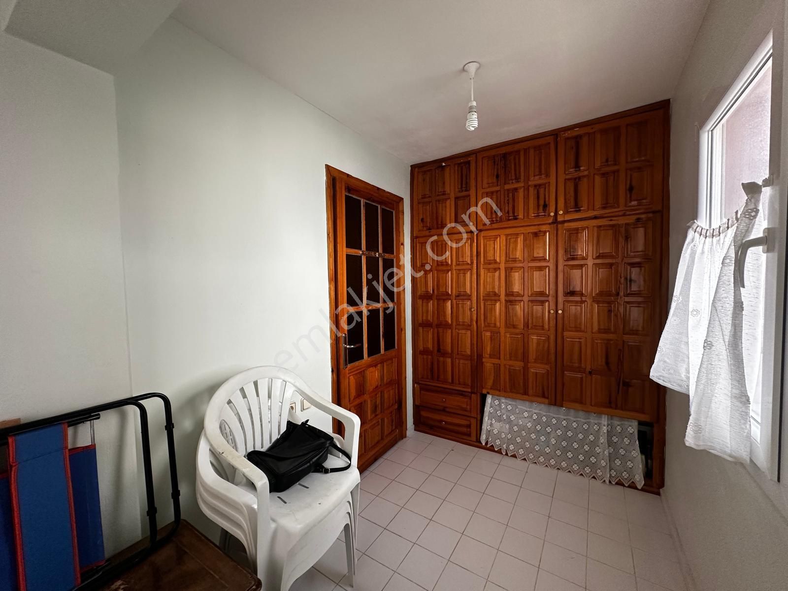 Kuşadası Karaova Denize Sıfır Sitede 3+1 - Görsel 4