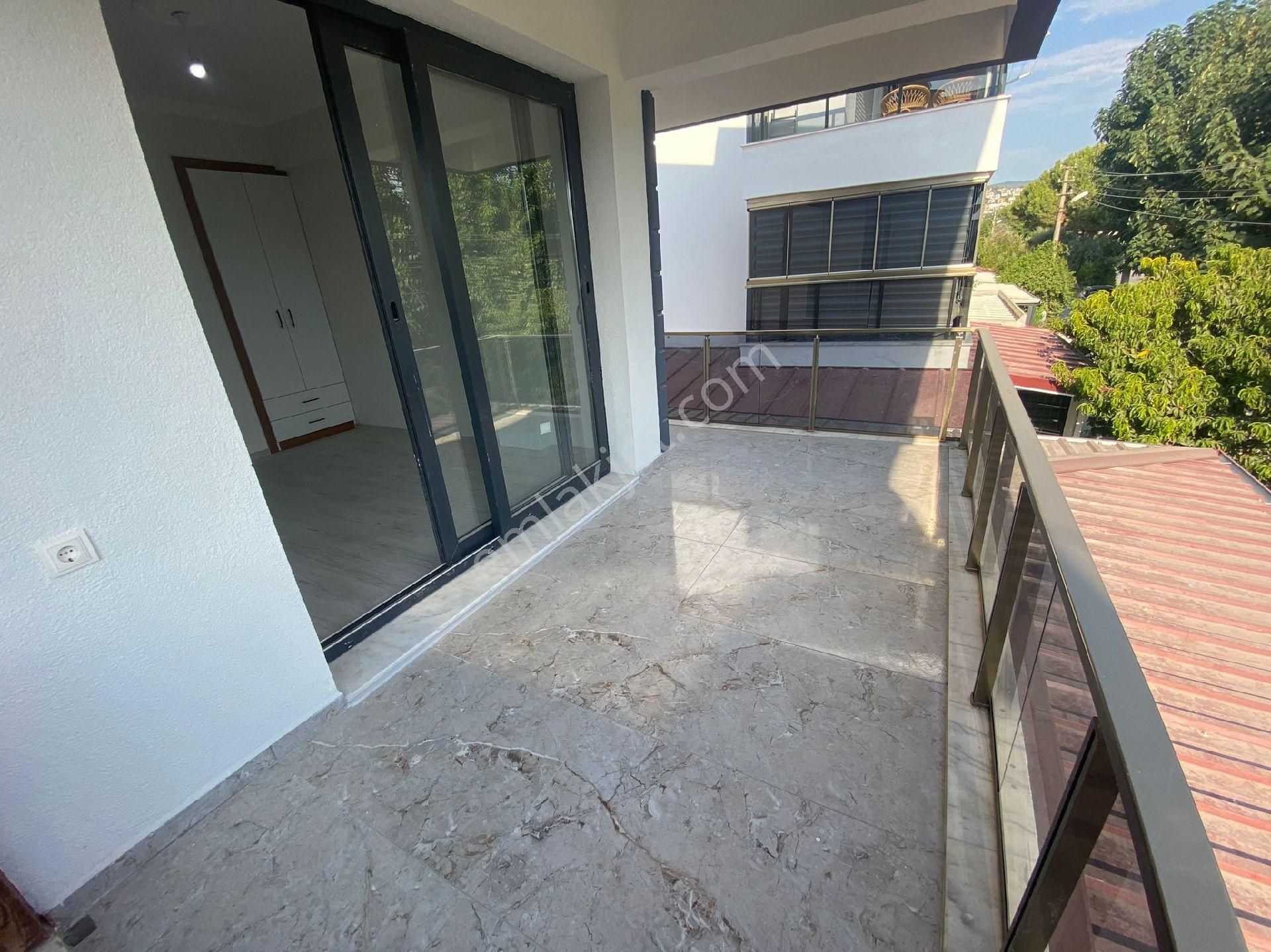 Kuşadası Karaova Bölgesinde Denize 300 Mt 4+1 Yazlık - Görsel 18