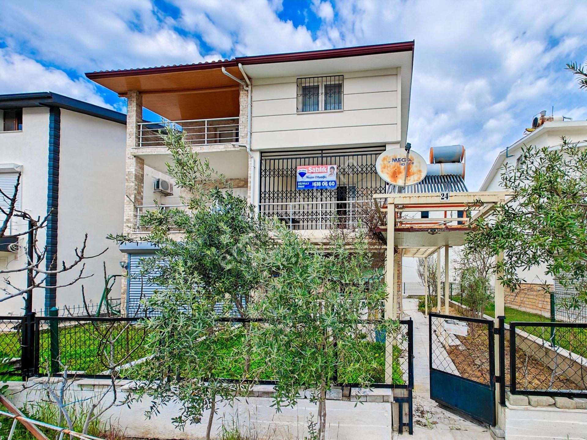 Kuşadası Güzelçamlı Denıze 5dk Yürüme Mesafesınde Satılık Yazlık