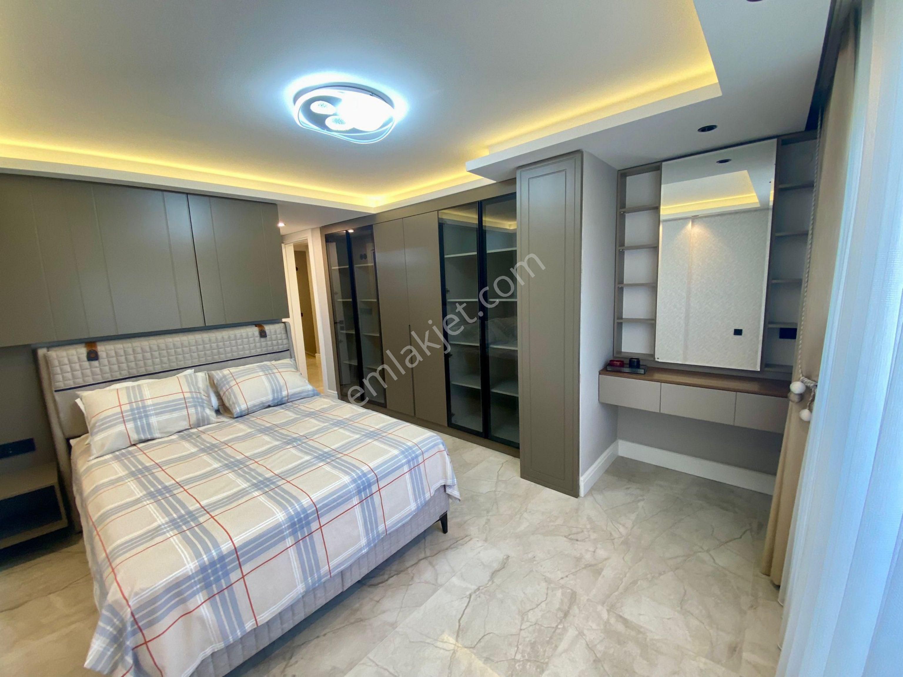 Denize 500 Metre Özel Havuzlu Müstakil 4+1 - Görsel 14