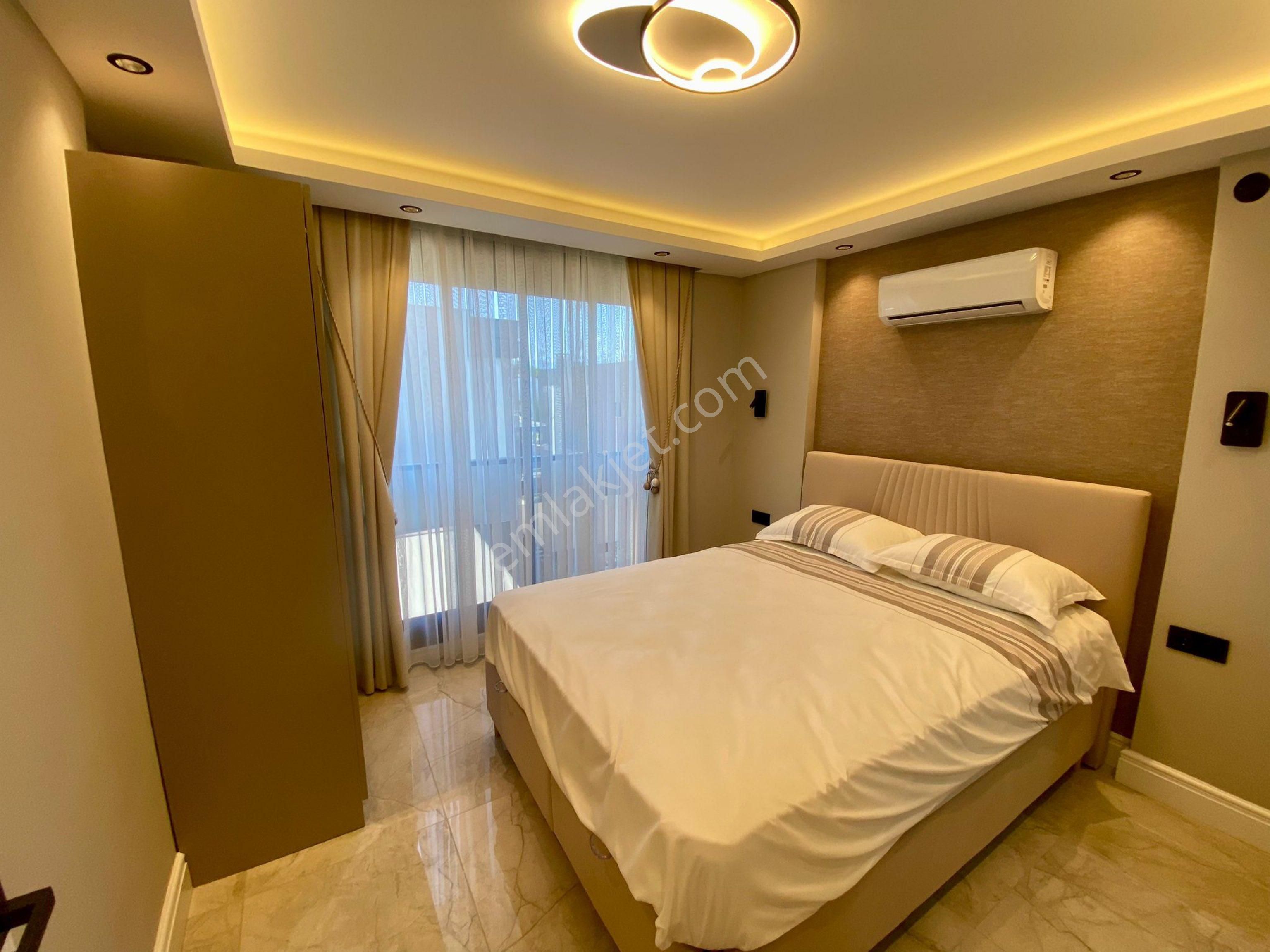 Denize 500 Metre Özel Havuzlu Müstakil 4+1 - Görsel 11