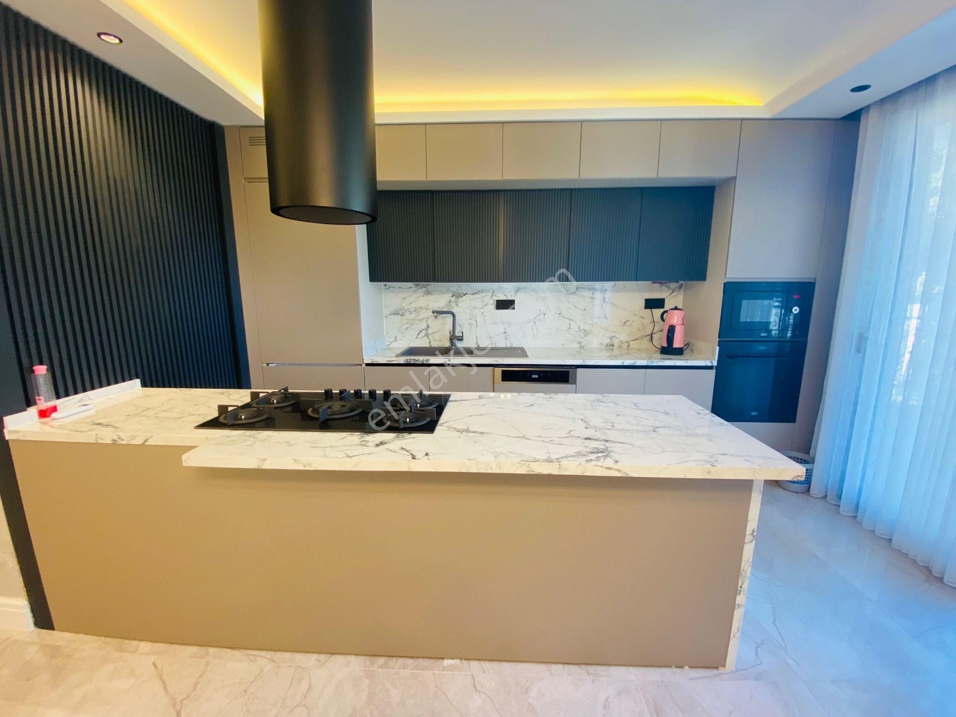 Denize 500 Metre Özel Havuzlu Müstakil 4+1 - Görsel 16