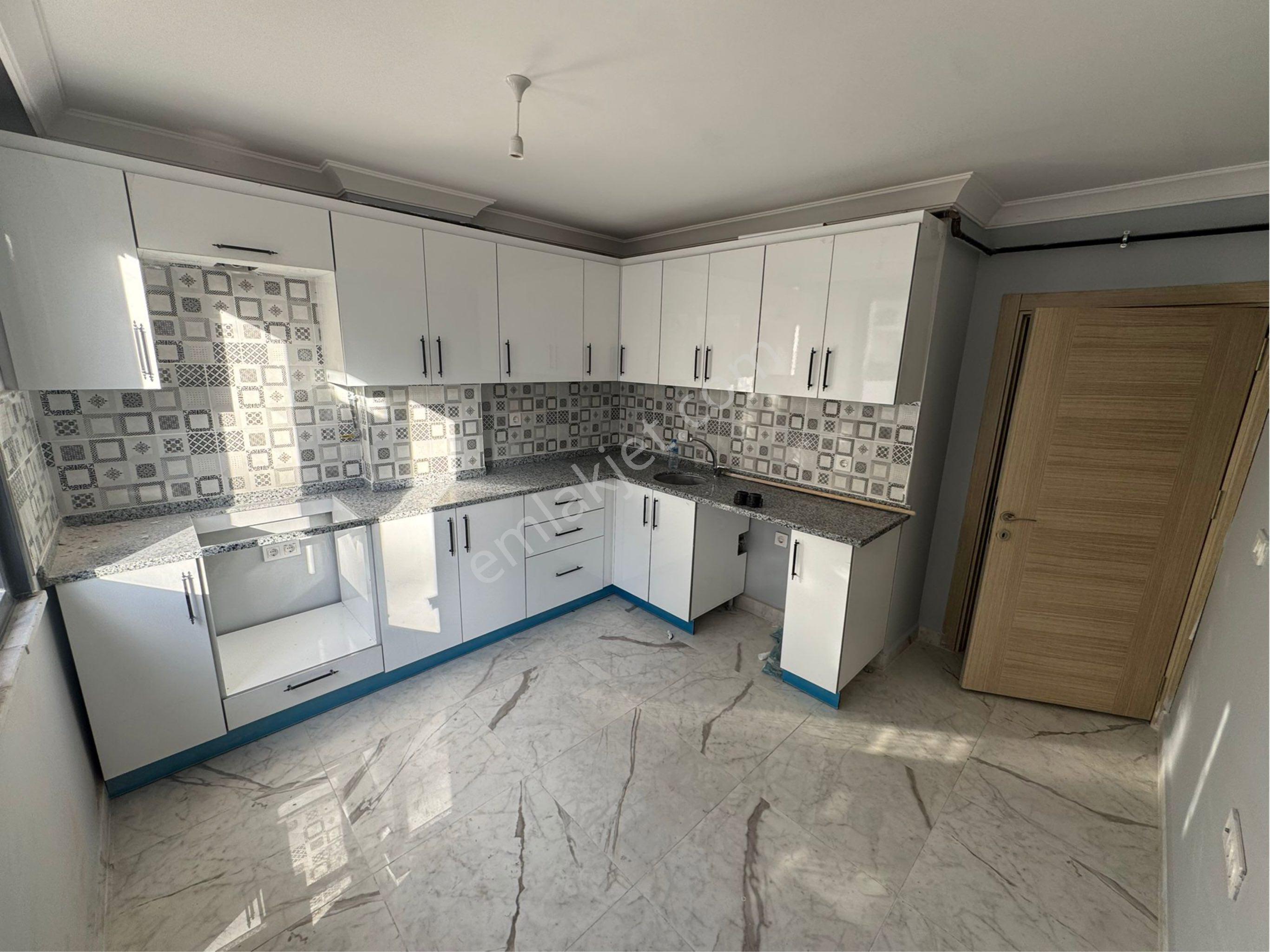 Çayırova Yeni Mahallede Satılık Lüks Daire - Görsel 4