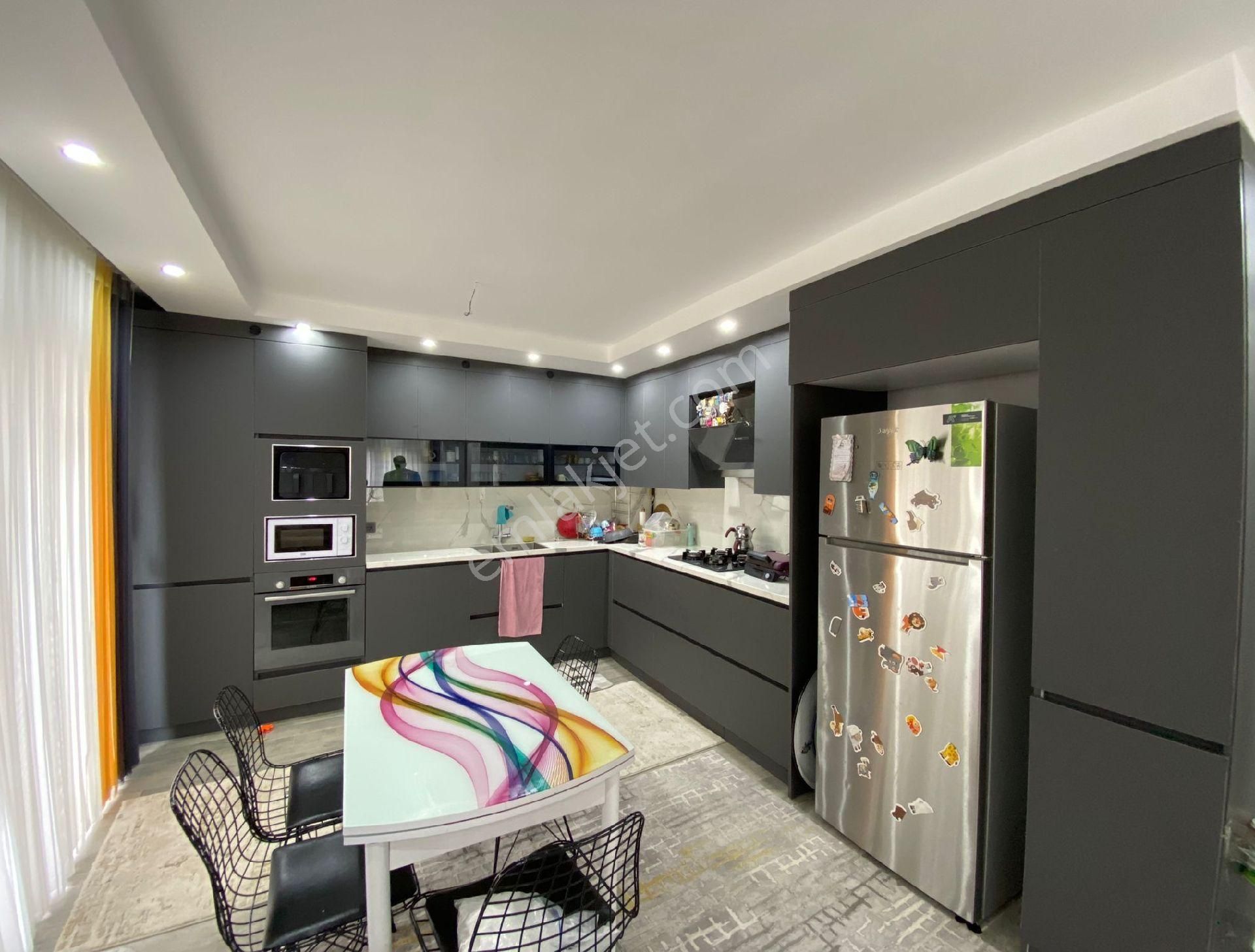 Uşak Bölmede Daire Fiyatına Villa - Görsel 3