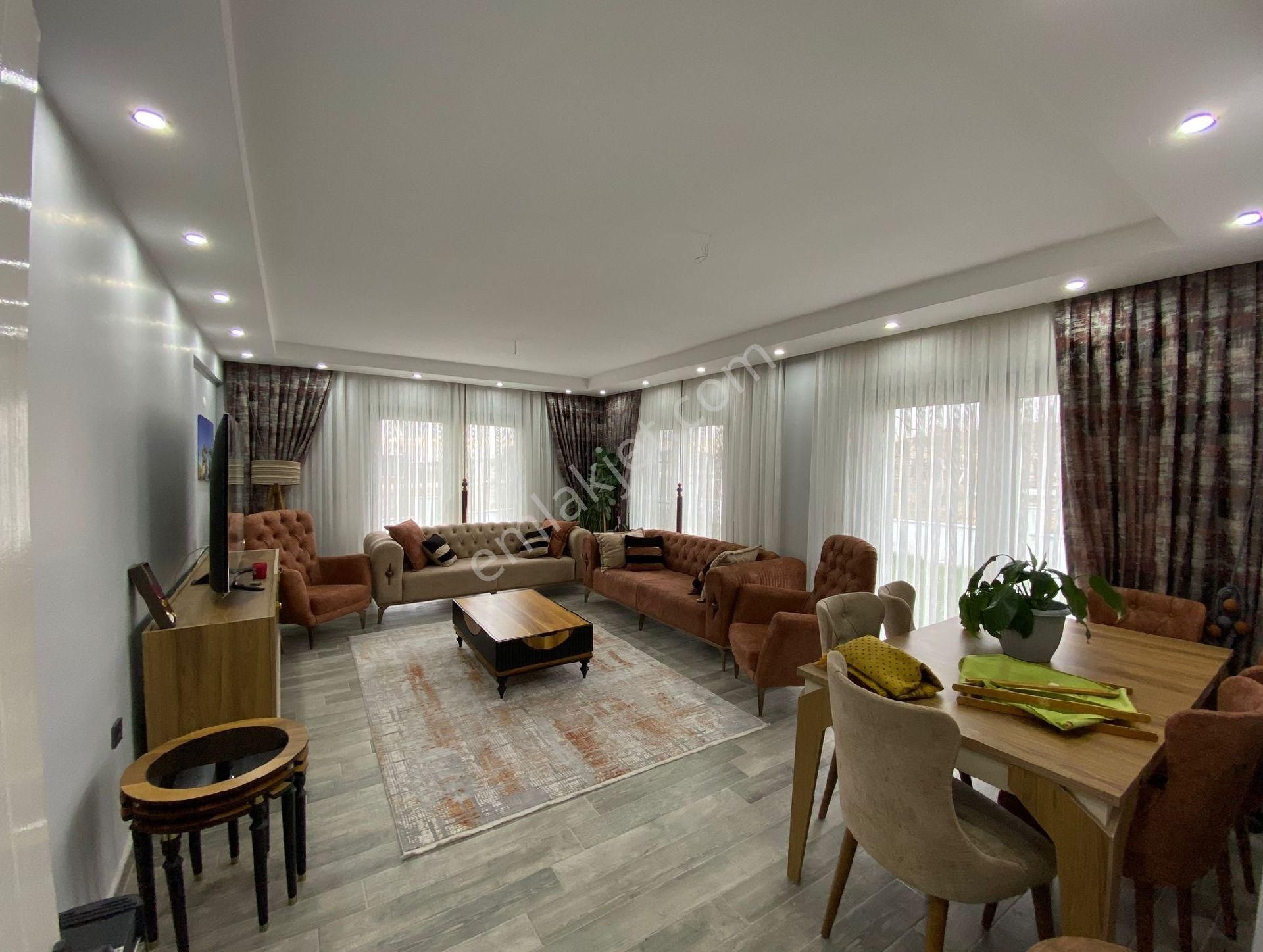 Uşak Bölmede Daire Fiyatına Villa - Görsel 2