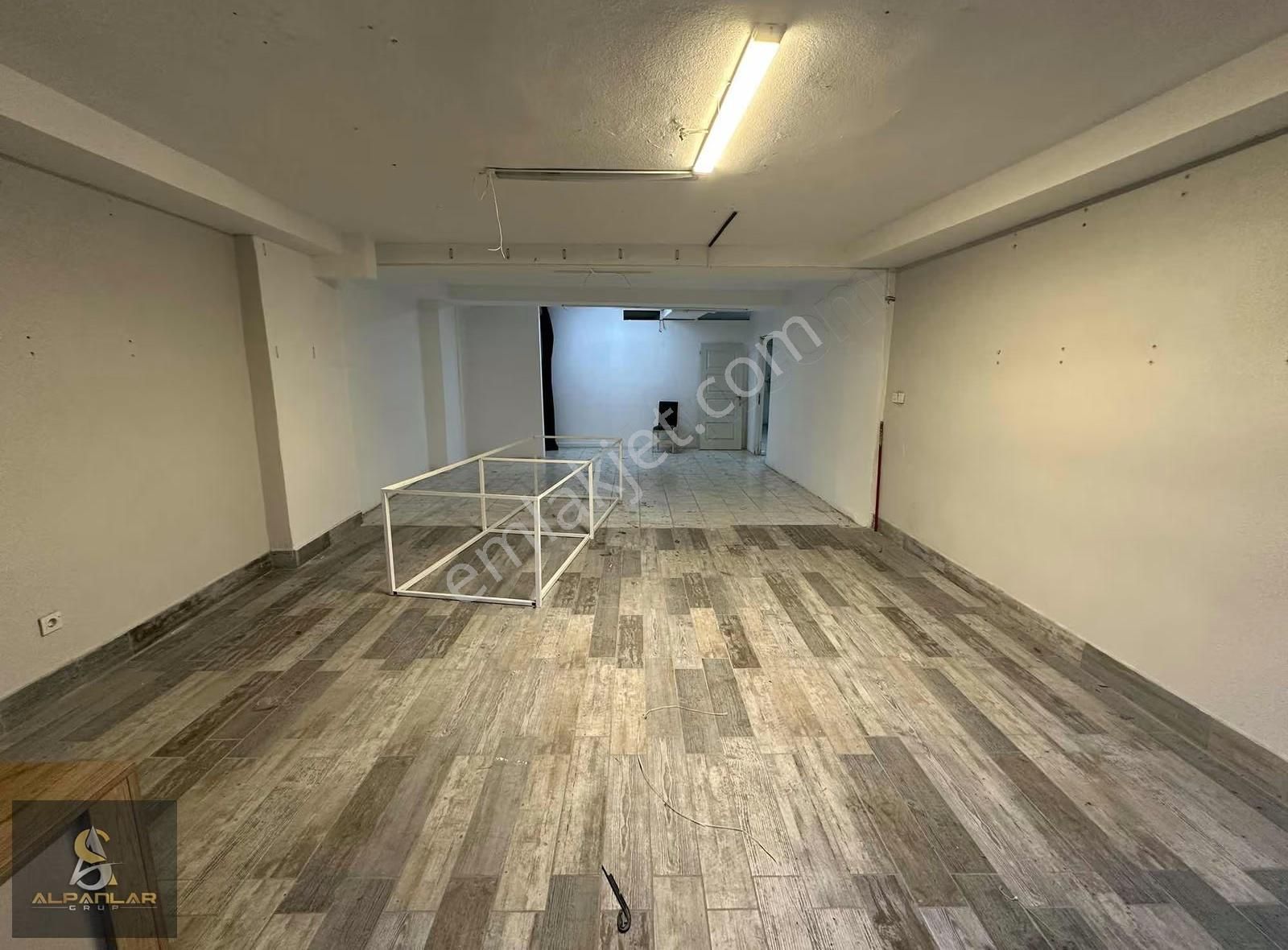 Tevfikbey Mah. Cadde Üzeri 140m2 Yatırımlık Dükkan - Görsel 2