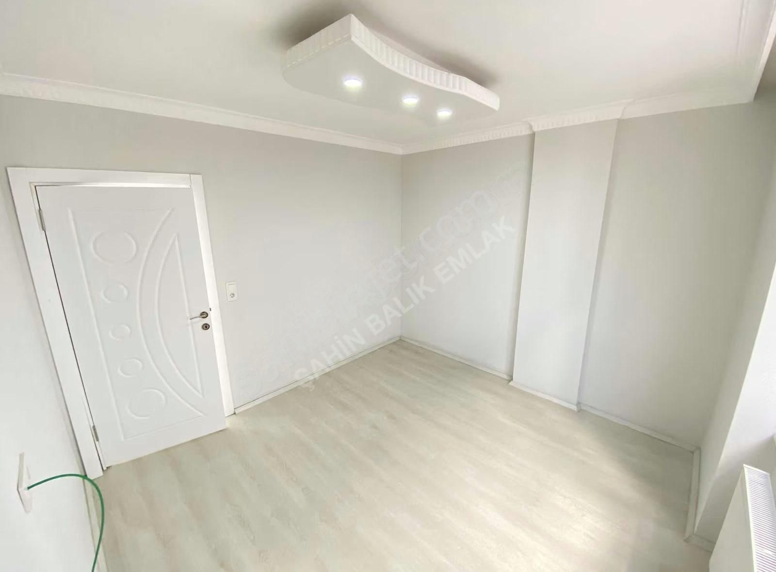 Şahin İnşattan Yunusemre Sondurakta 90 M2 2+1 Sıfır Daire - Görsel 4